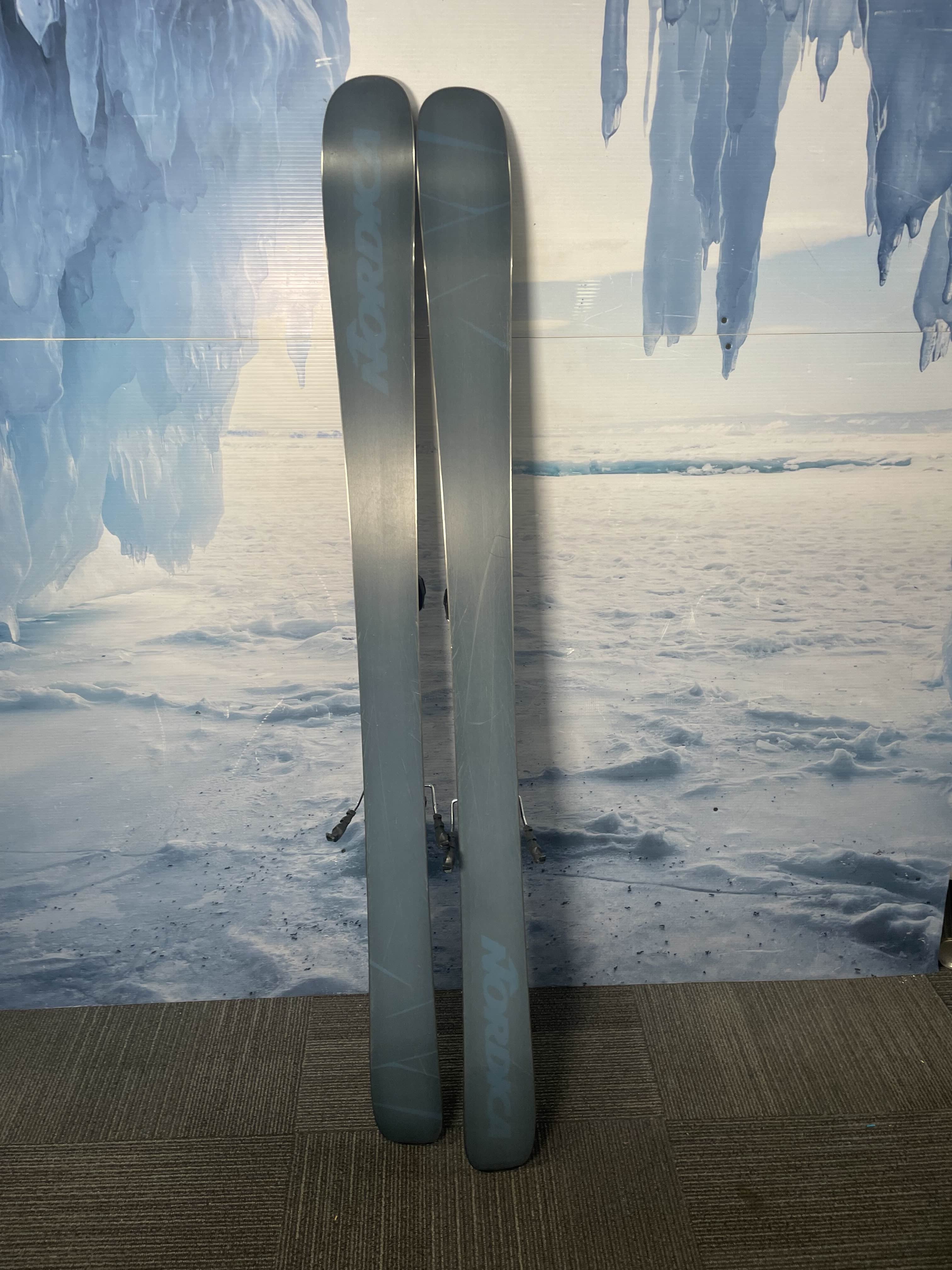 Used Nordica Unleashed 90 Ski w/ Tyrolia Attack 11 Bindings - 160CM