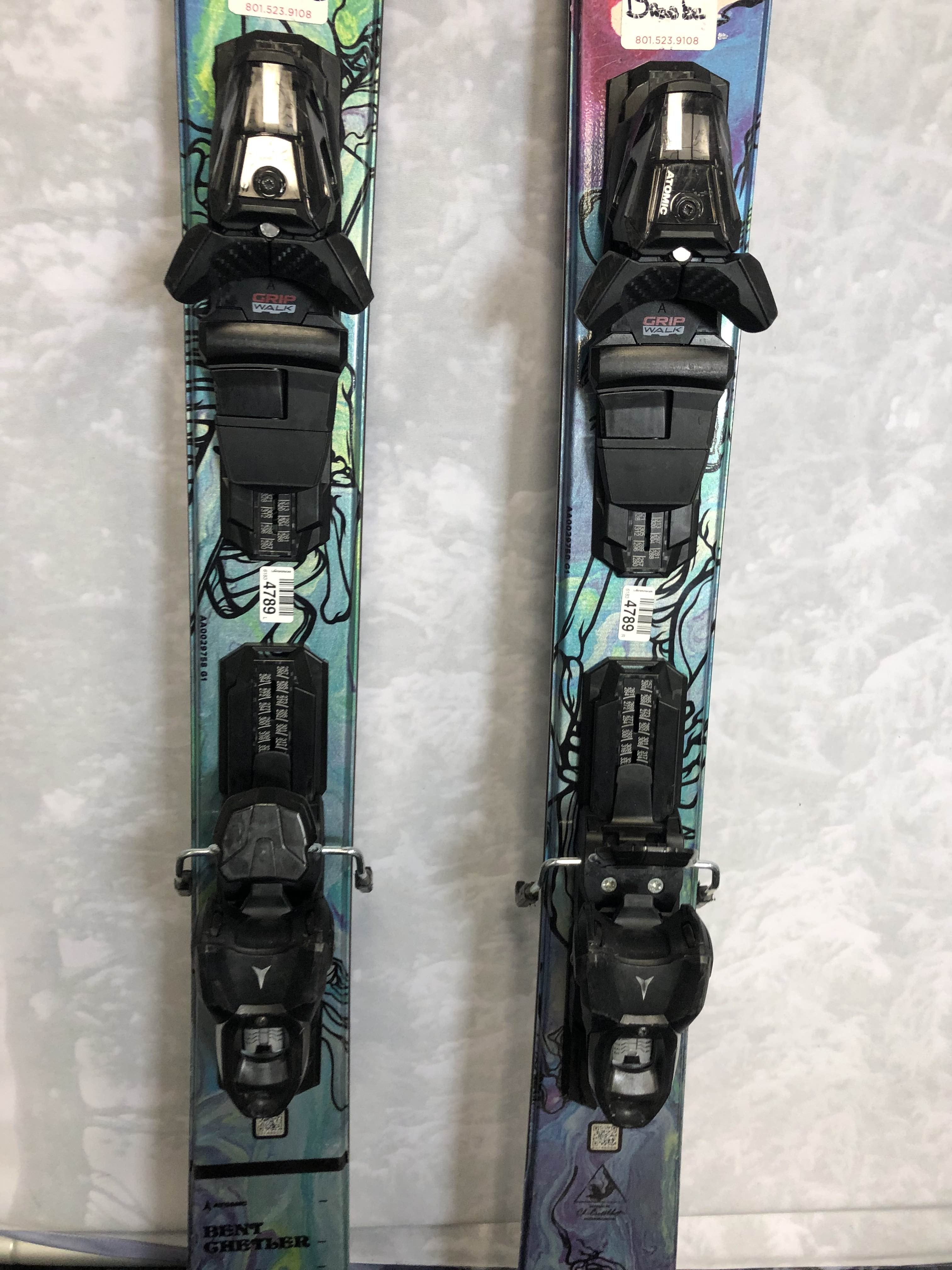 Used Atomic Bent Chetler 90 153cm Mini Skis - Kids' 2024 w/ Atomic M10 Bindings