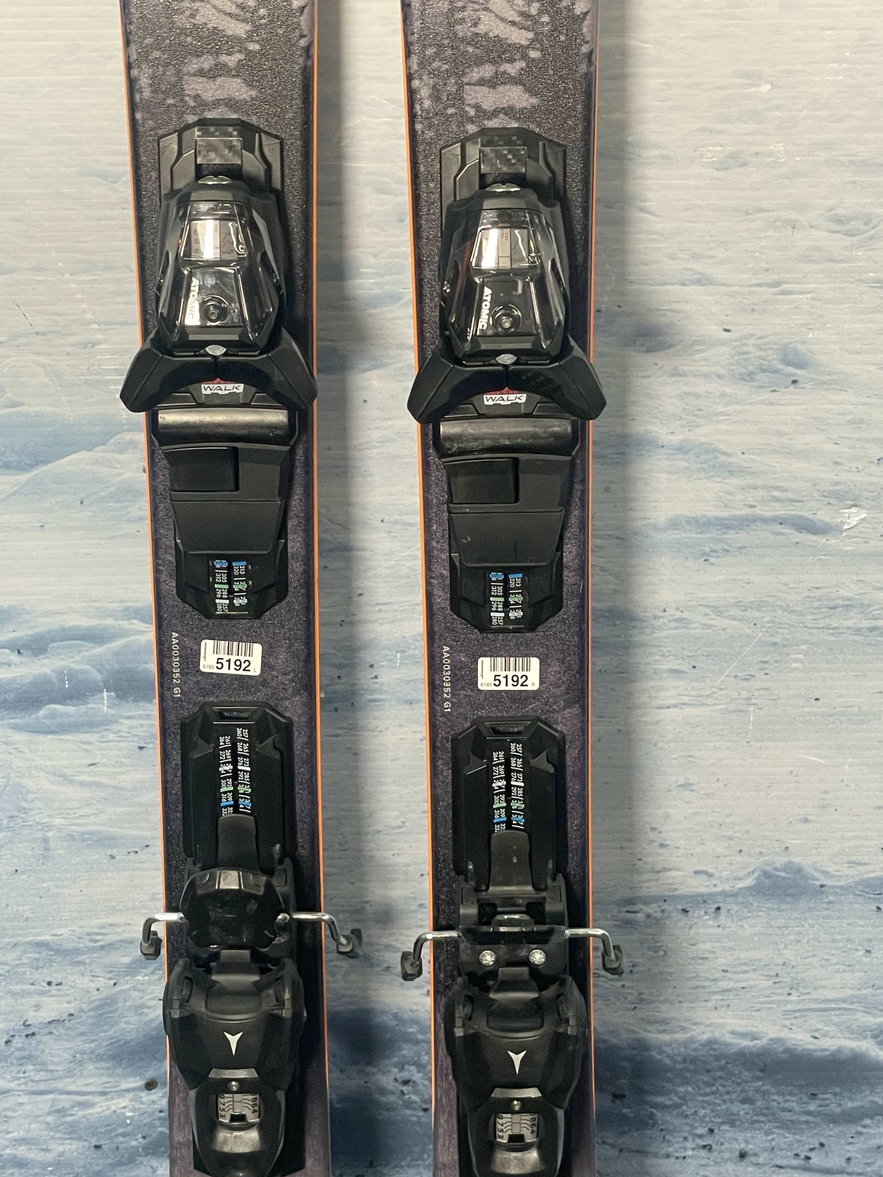 New 2026 Atomic Maverick 84  Ski w/ Atomic M 10 Demo Bindings - 162CM
