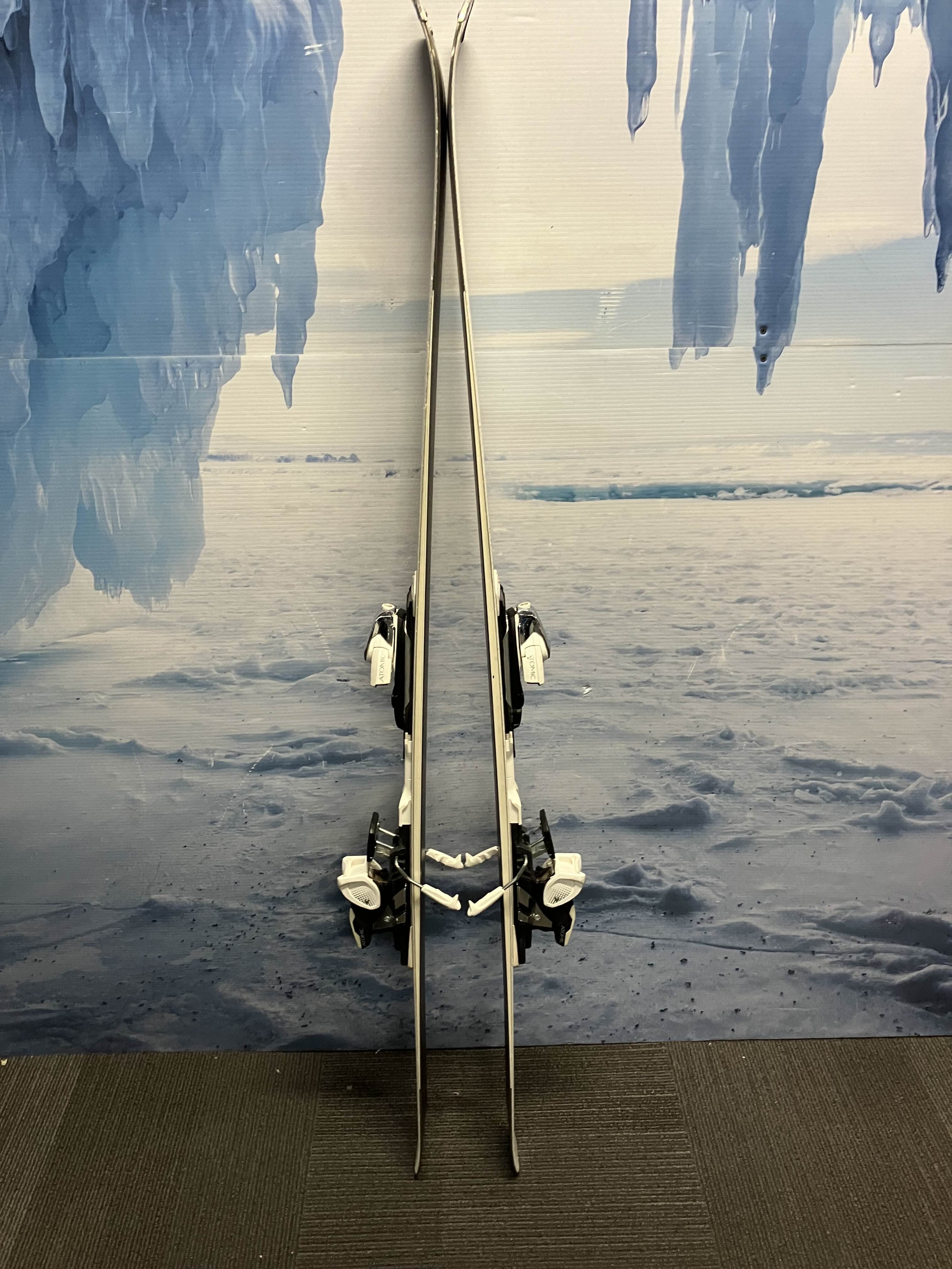 Used Atomic Cloud Eleven 162cm Skis w/ Atomic 10 Bindings