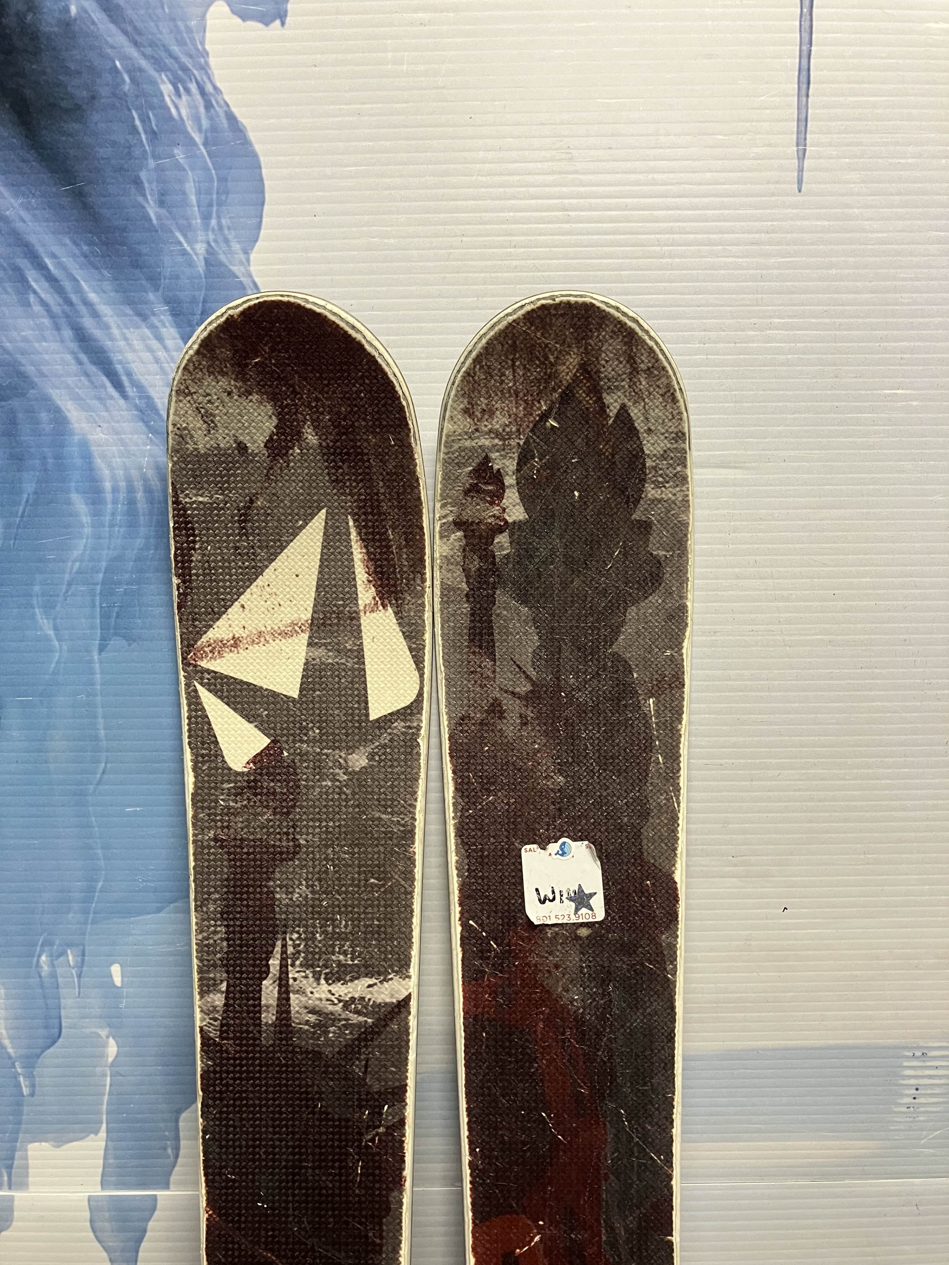 Used Never Summer STAGE Tobago 171cm Skis w/ Tyrolia SP 10 Bindings