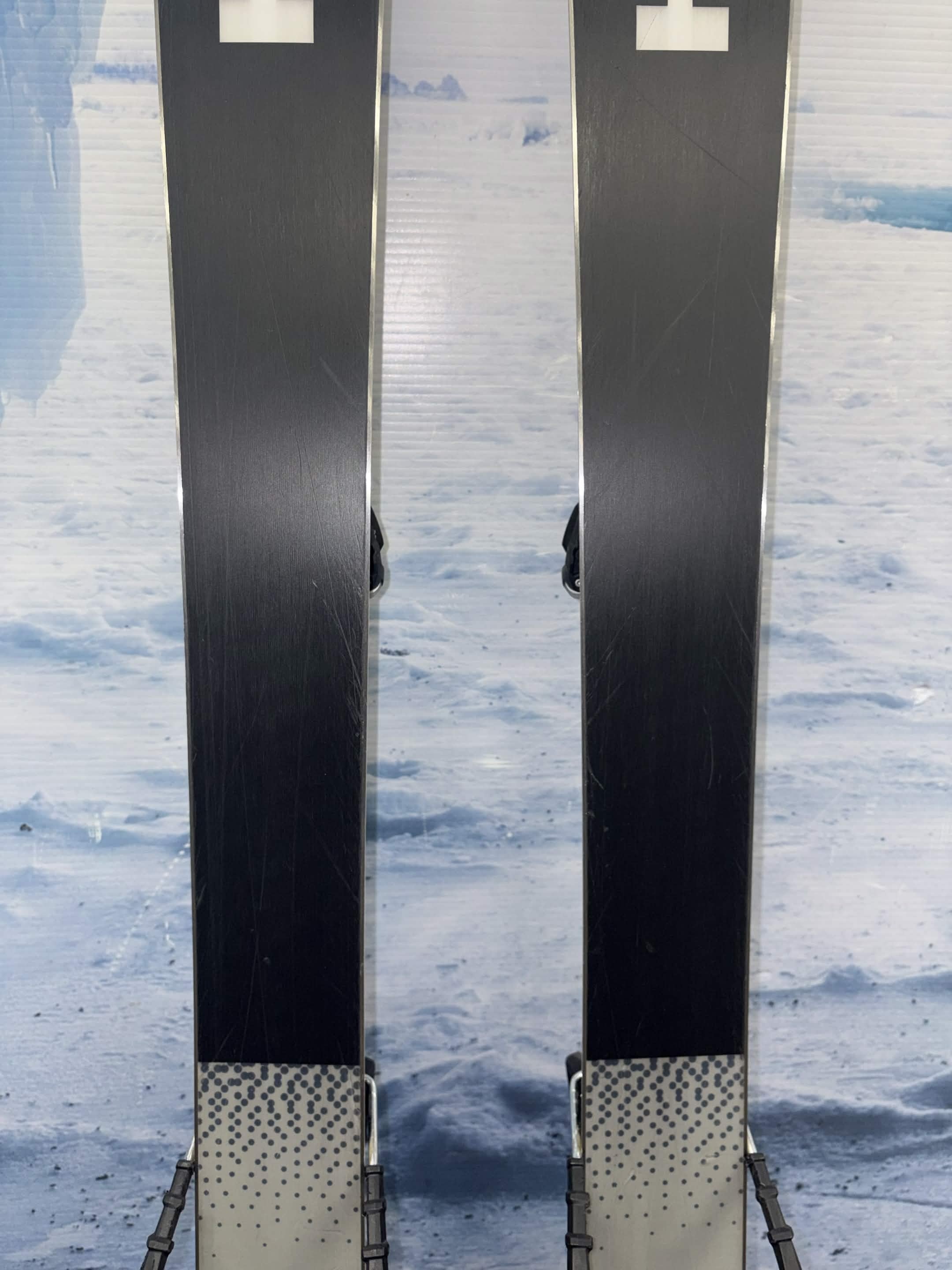 Head Kore 88 156cm Skis w/ FISCHER Attack 13 LYT Demo Binding - Used (2025)
