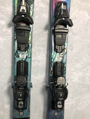 Used 2023 Atomic Bent Chetler Jr 153cm ski w/ adjustable Atomic EM 10 GW bindings