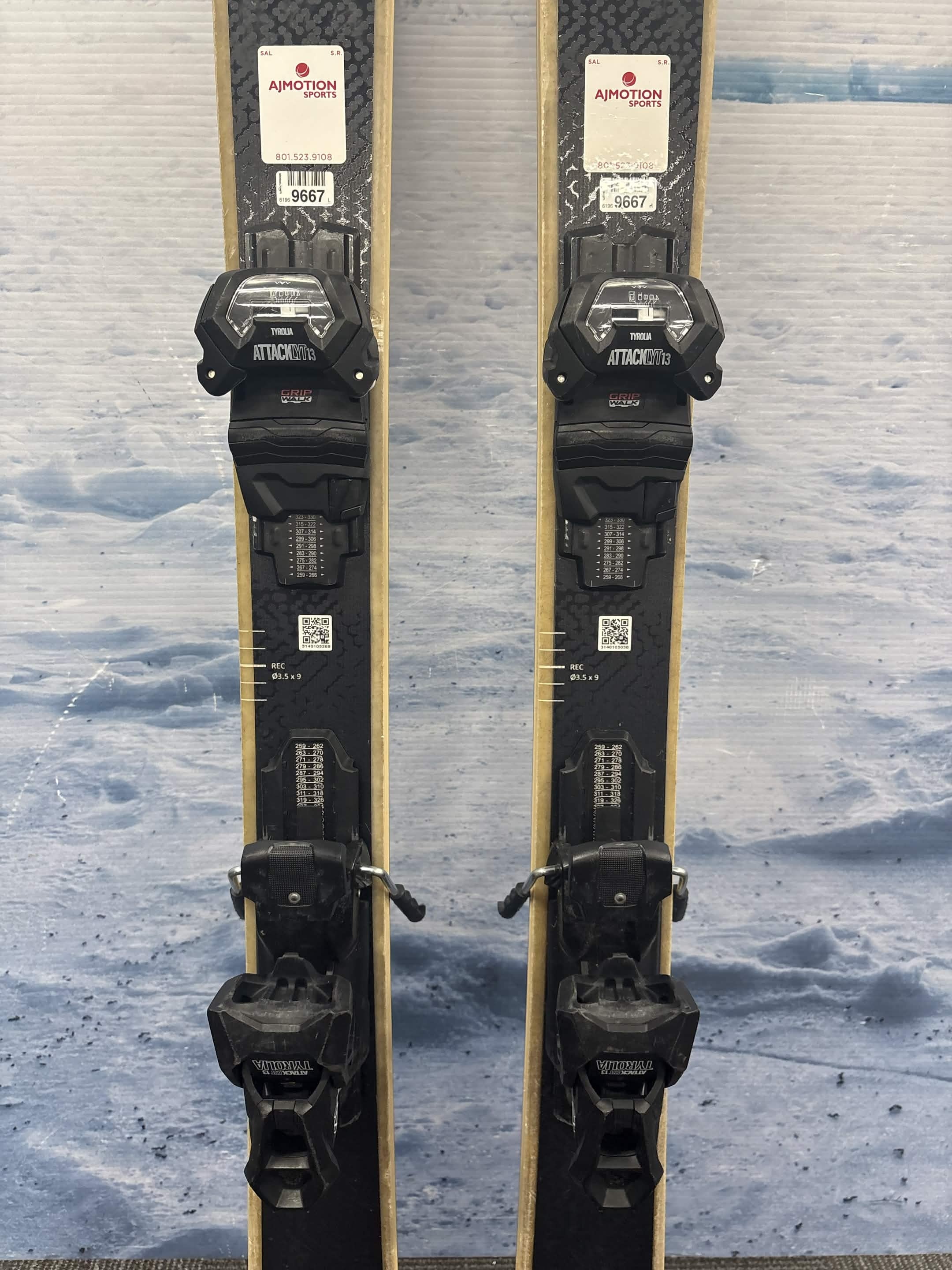 Head Kore 88 163cm Skis w/ FISCHER Attack 13 LYT Demo Binding - Used (2025)