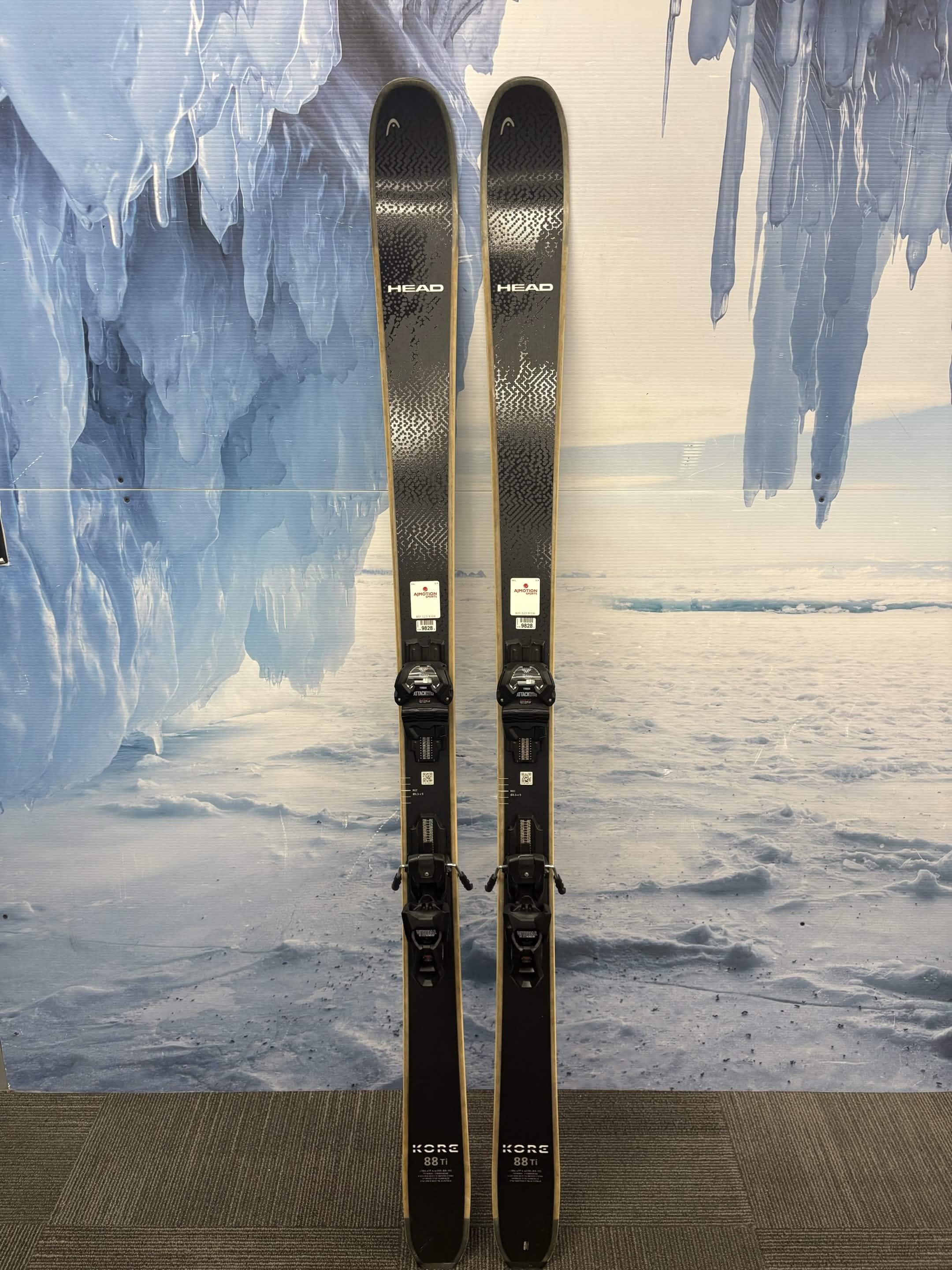 Head Kore 88 184cm Skis w/ FISCHER Attack 13 LYT Demo Binding - Used (2025)