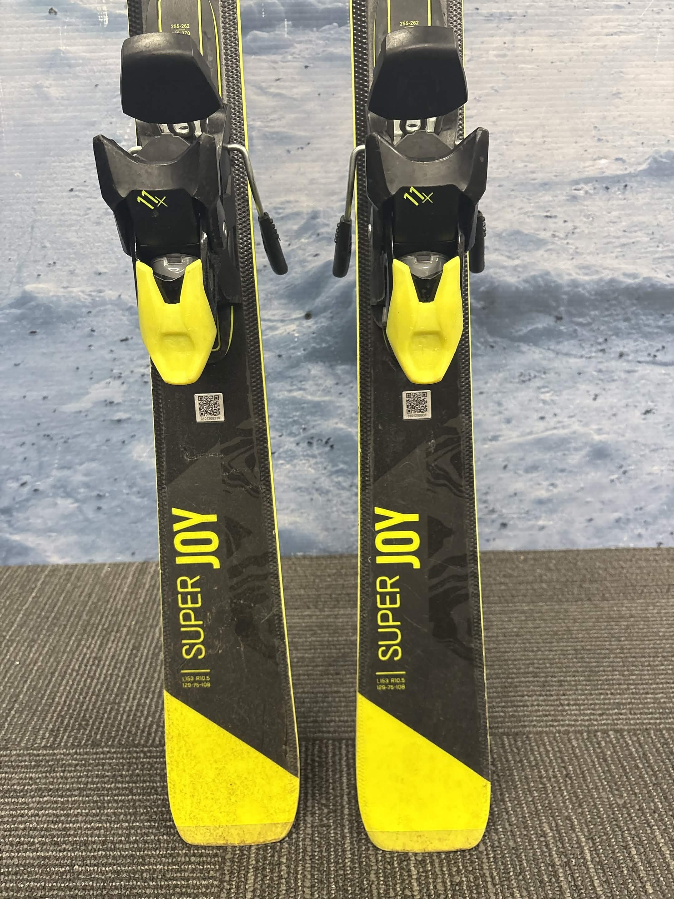 Head Super Joy 153cm Skis w/ HEAD Joy 11 SYS Demo Binding - Used