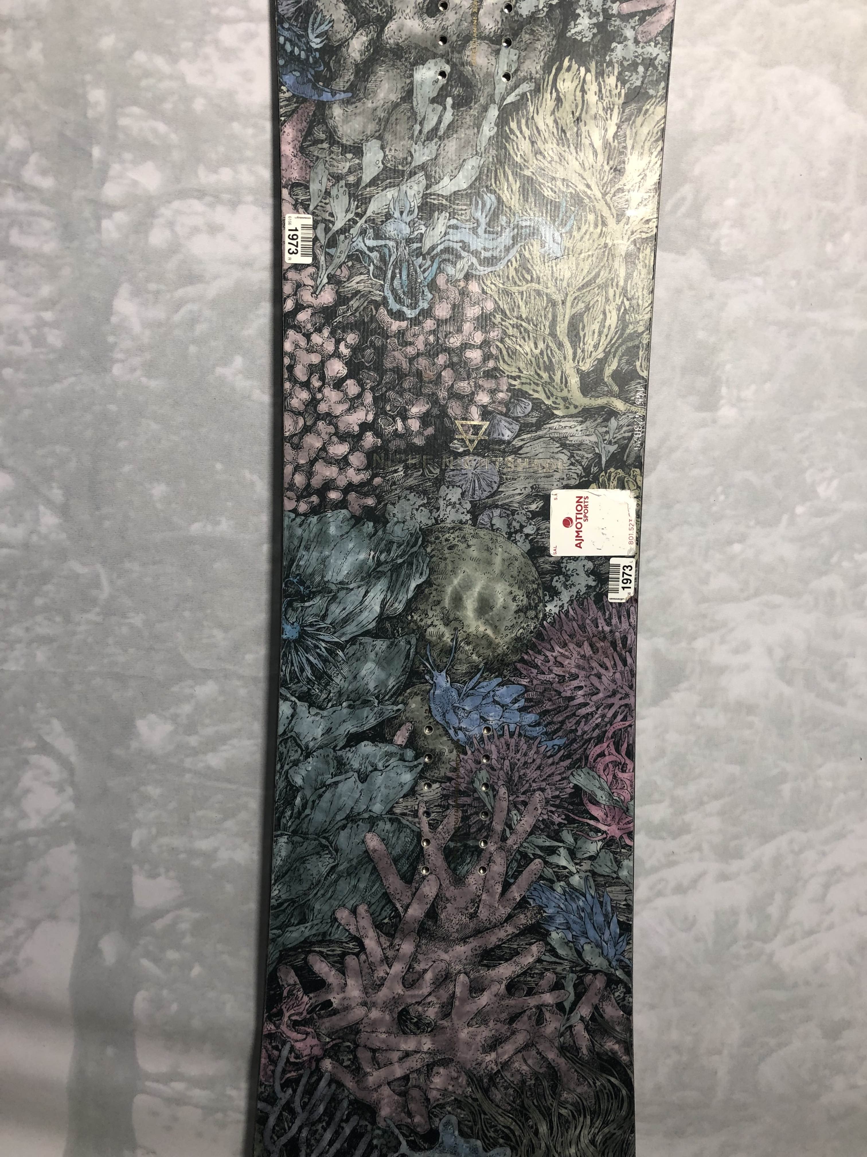 Lightly Used Niche Nightshade 2024 Snowboard- 145 cm