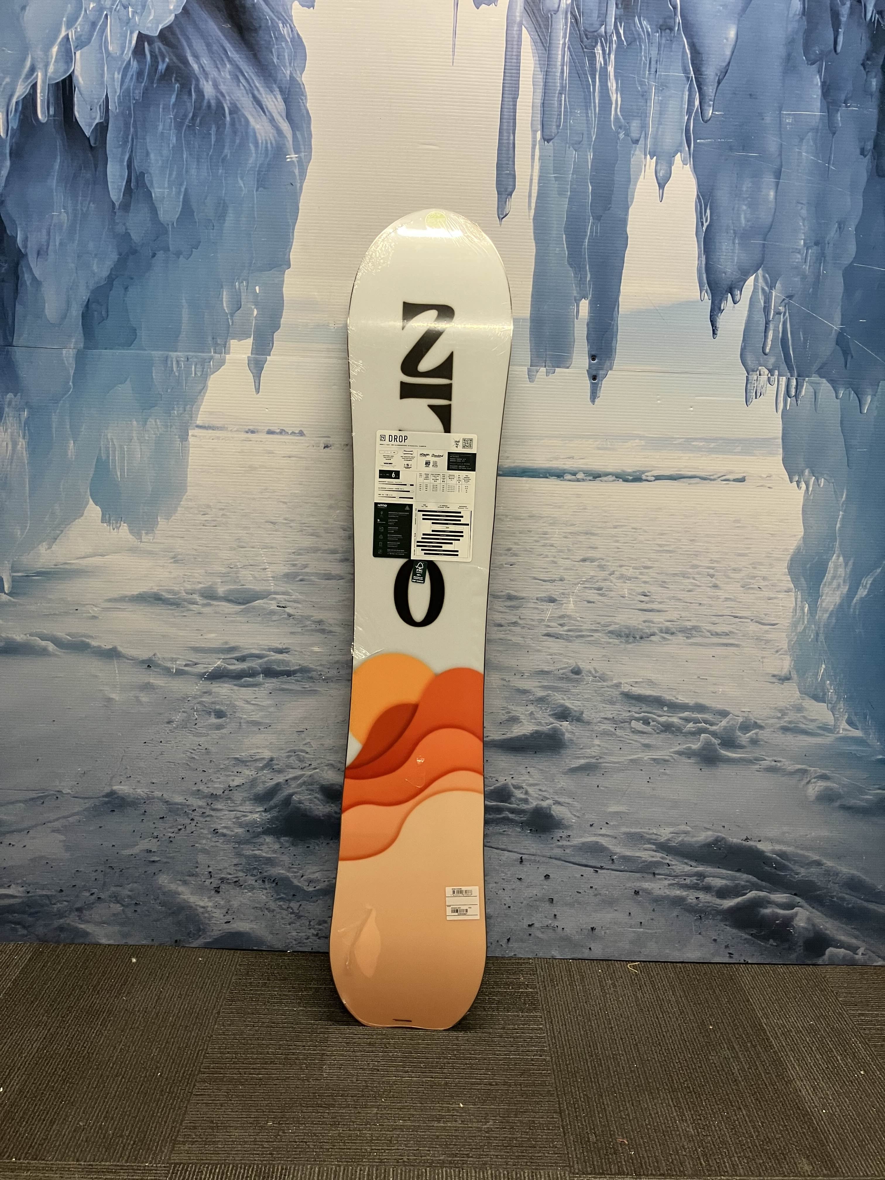 New 2024 Nitro Drop Women's Snowboard - 152CM