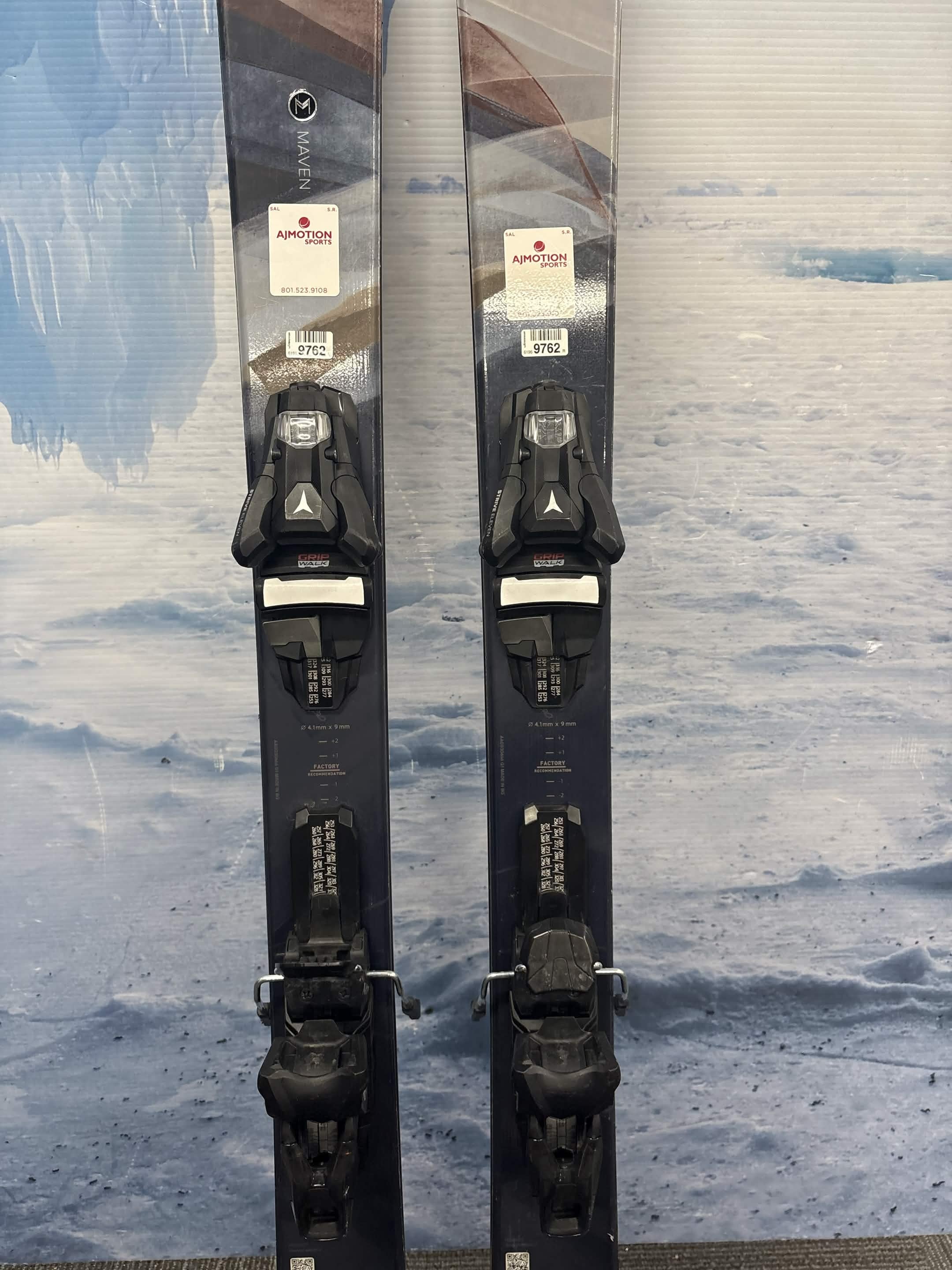 Atomic Maven 88 CTI 165cm Skis w/ ATOMIC Strive 11 Demo Binding - Used (2025)
