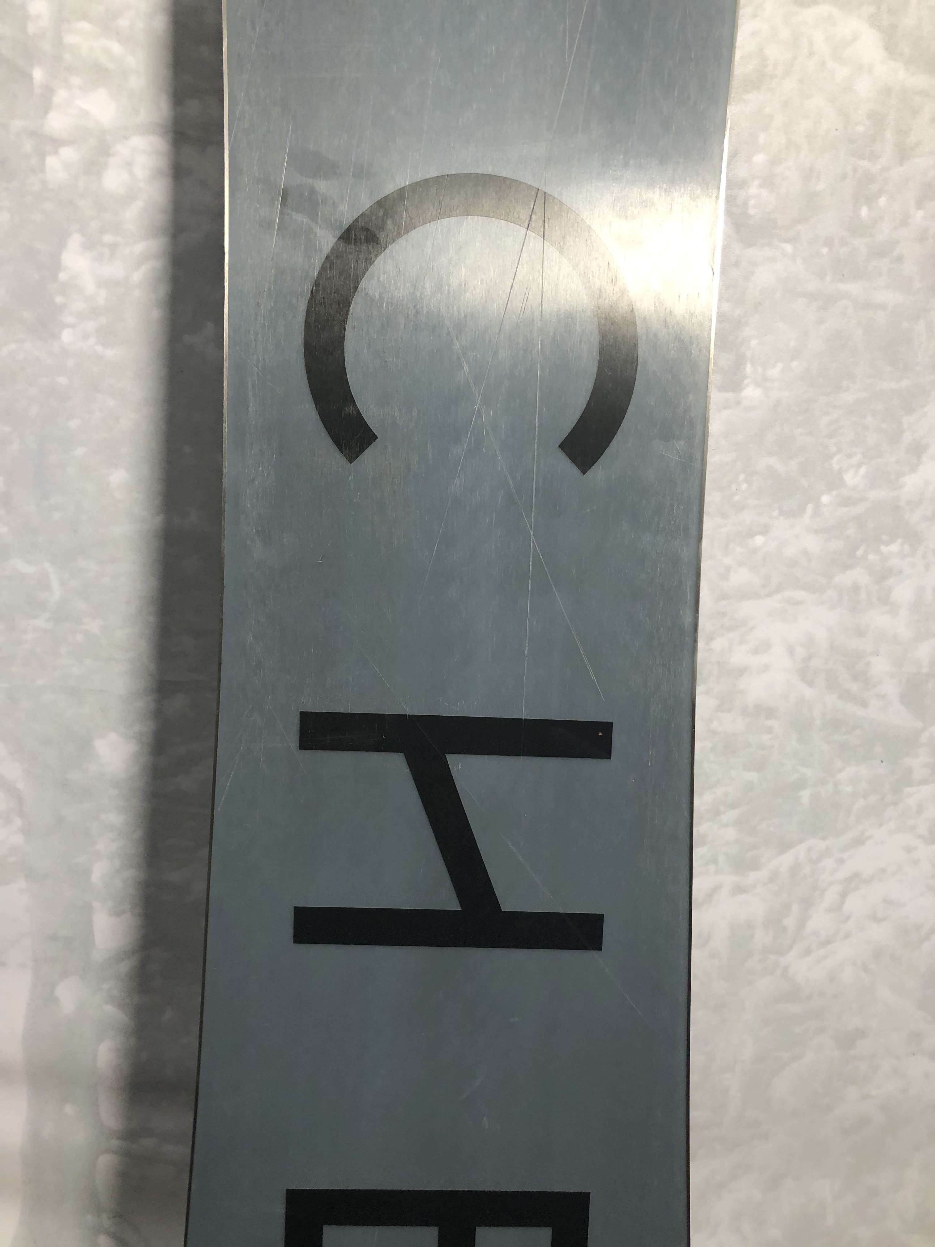 Lightly Used Niche Nightshade 2024 Snowboard- 145 cm