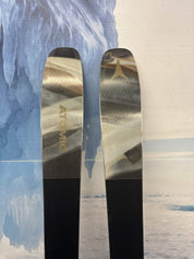 Atomic Maven 88 CTI 165cm Skis w/ ATOMIC Strive 11 Demo Binding - Used (2025)