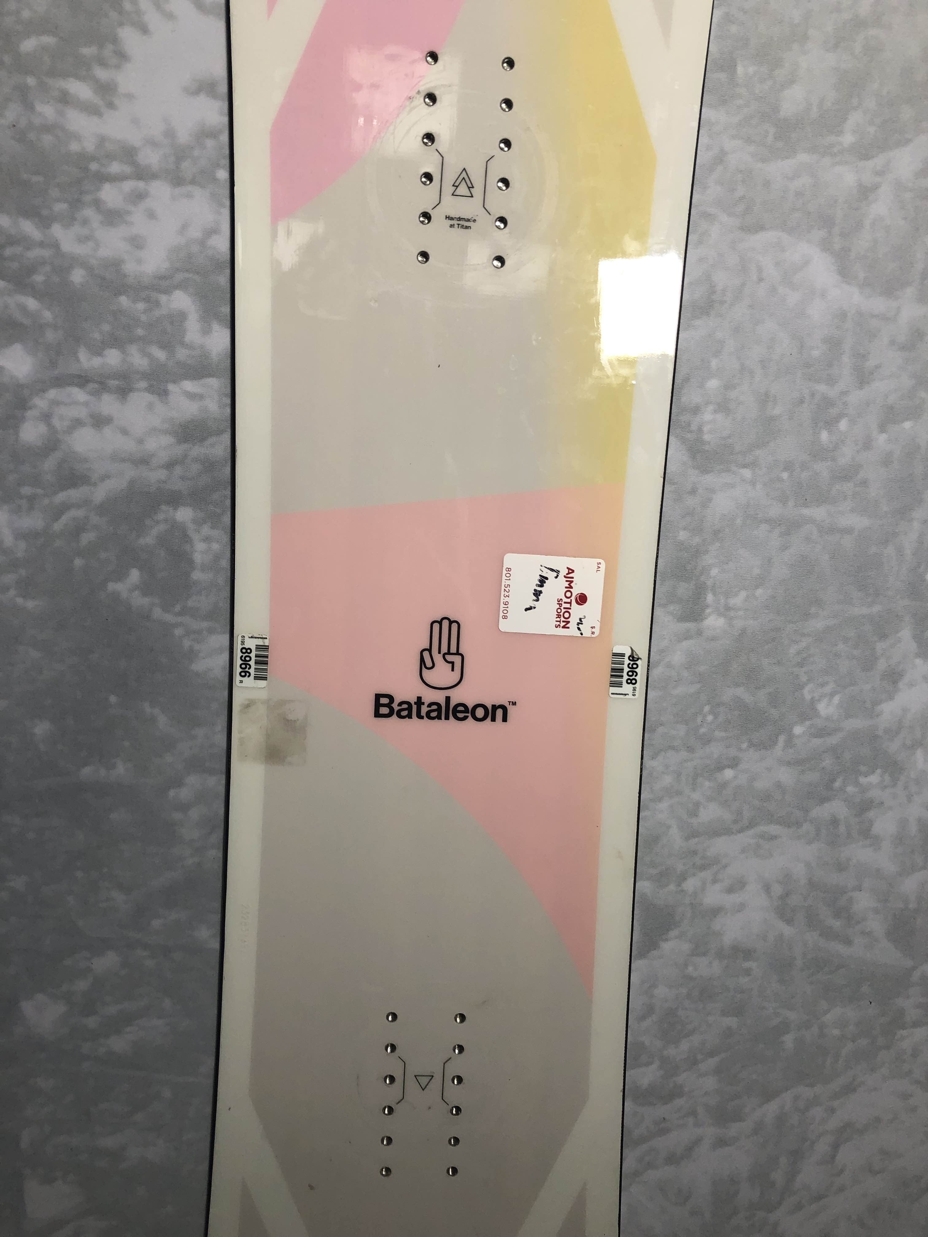 Lightly Used 2024 Bataleon Pushup 143CM Women's Snowboard