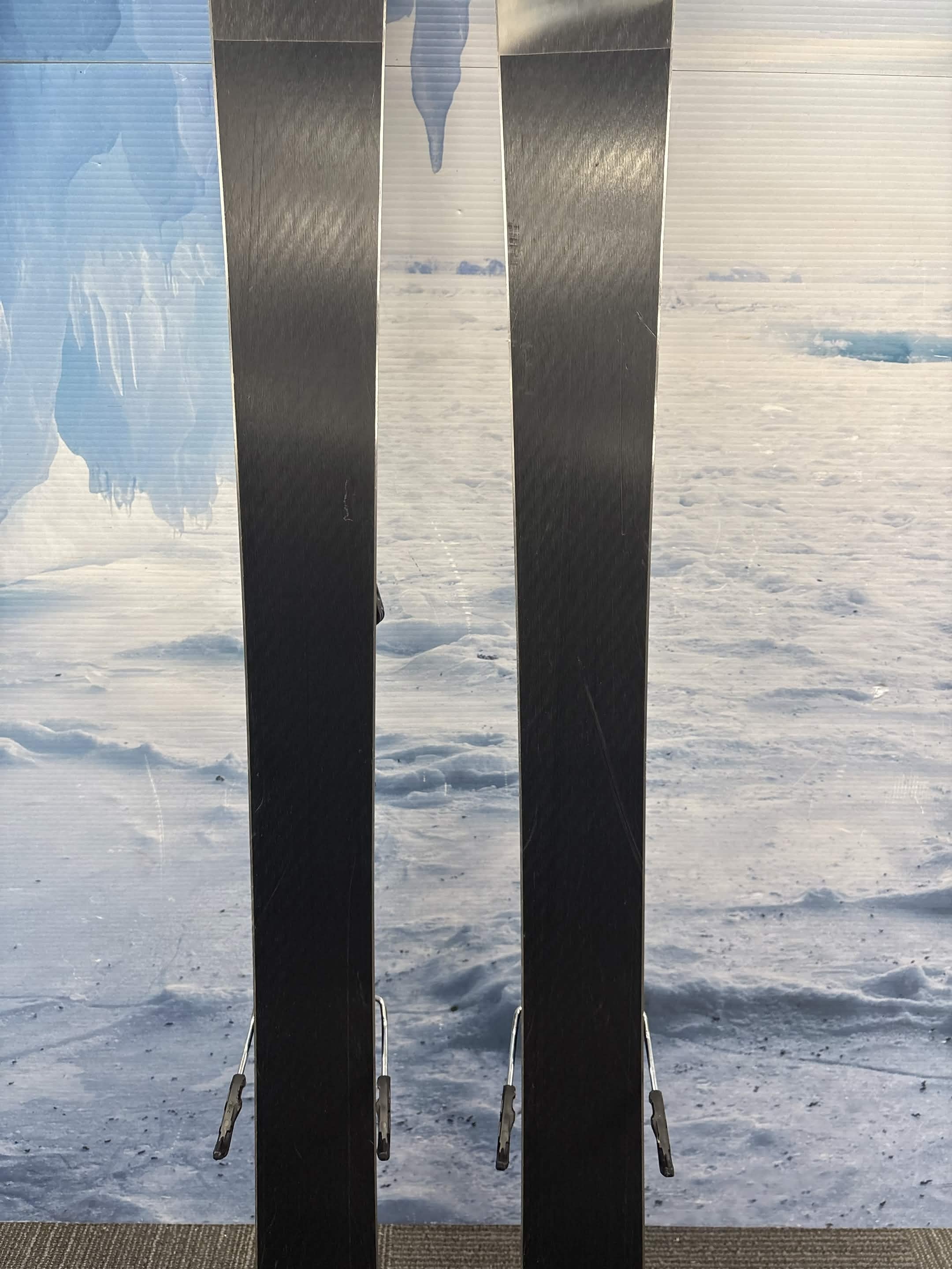 Atomic Maven 88 CTI 165cm Skis w/ ATOMIC Strive 11 Demo Binding - Used (2025)