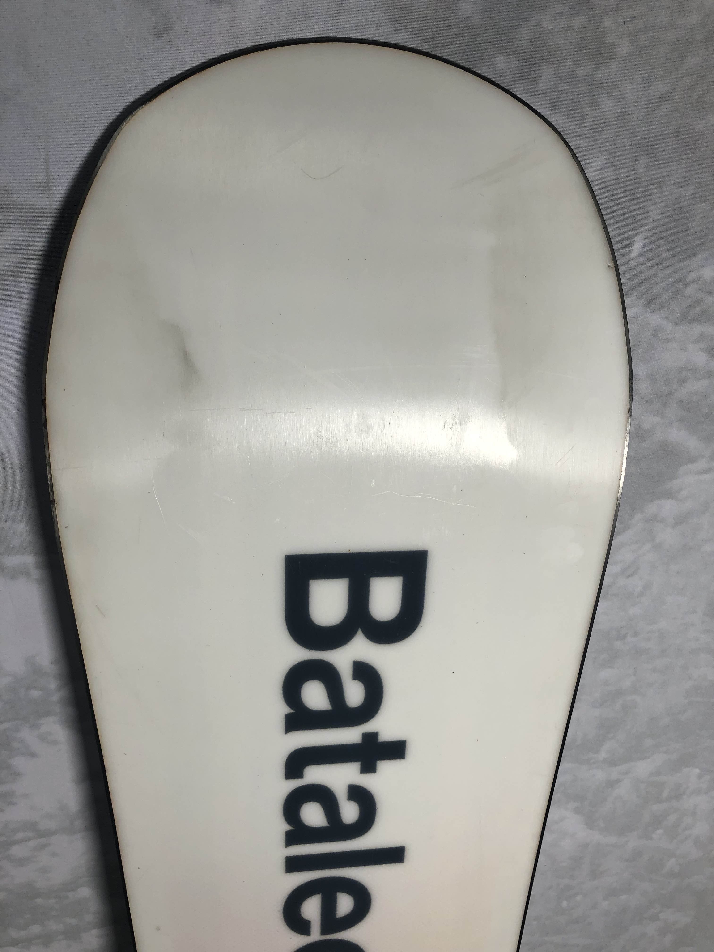 Lightly Used 2024 Bataleon Pushup 143CM Women's Snowboard