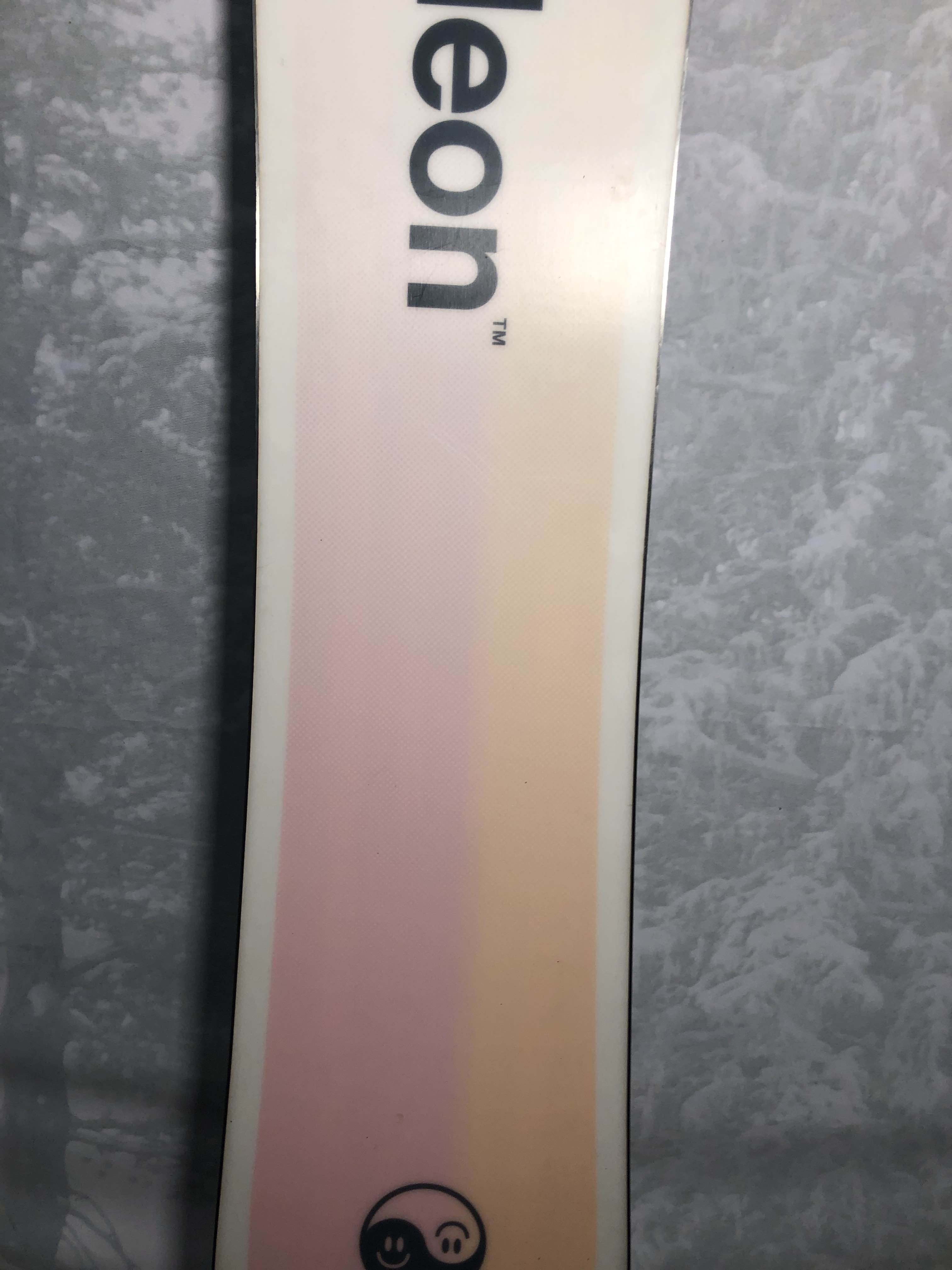 Lightly Used 2024 Bataleon Pushup 143CM Women's Snowboard