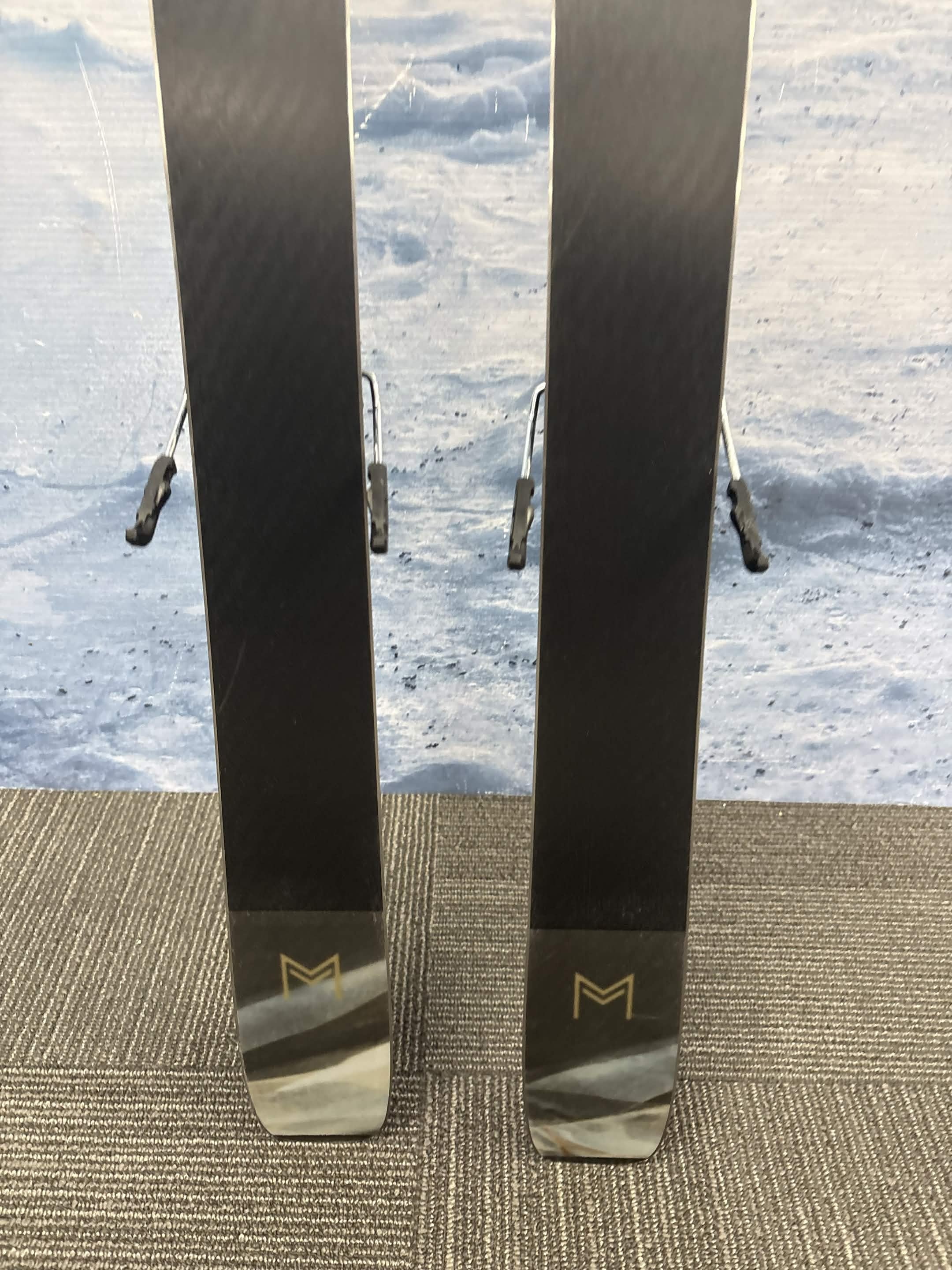 Atomic Maven 88 CTI 153cm Skis w/ ATOMIC Strive 11 Demo Binding - Used (2025)