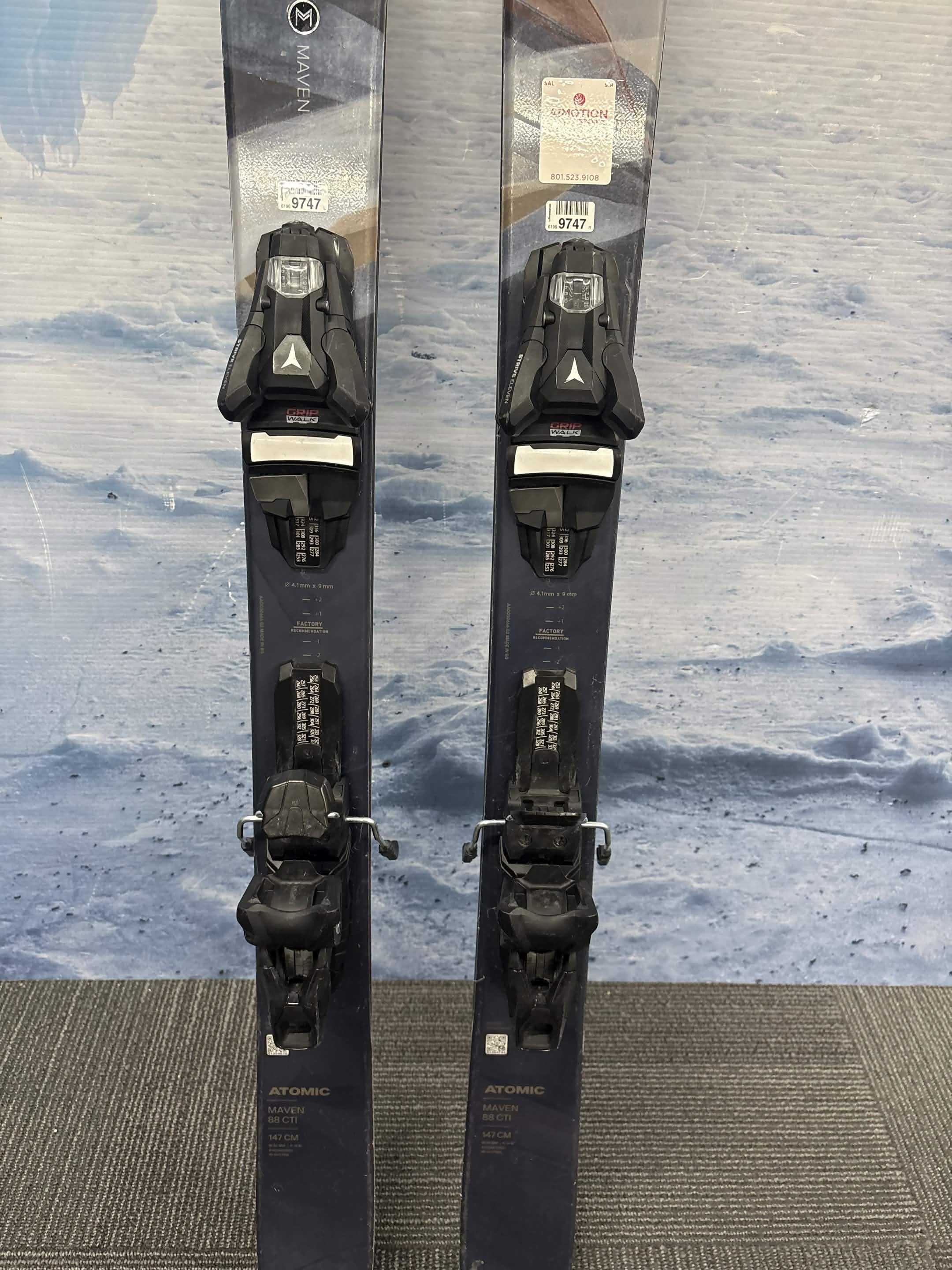 Atomic Maven 88 CTI 147cm Skis w/ ATOMIC Strive 11 Demo Binding - Used (2025)