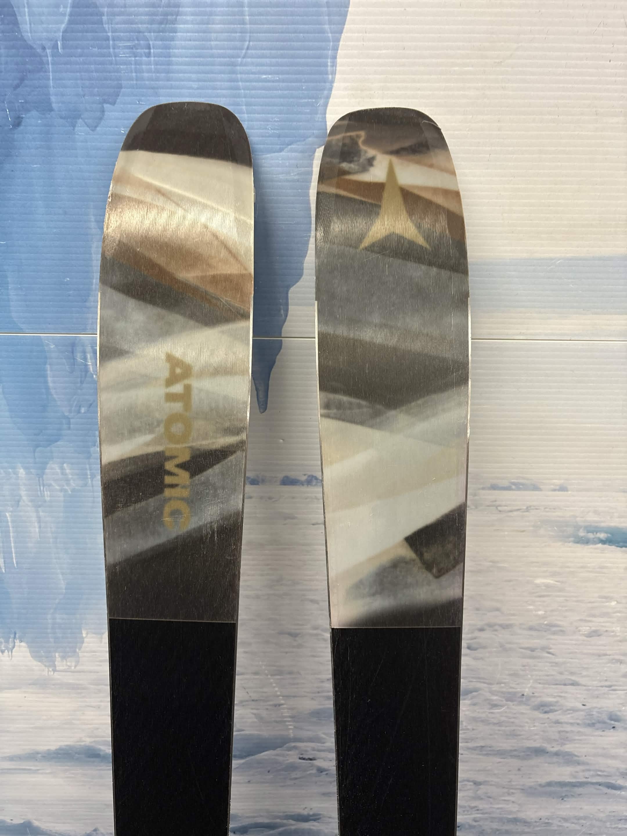 Atomic Maven 88 CTI 147cm Skis w/ ATOMIC Strive 11 Demo Binding - Used (2025)