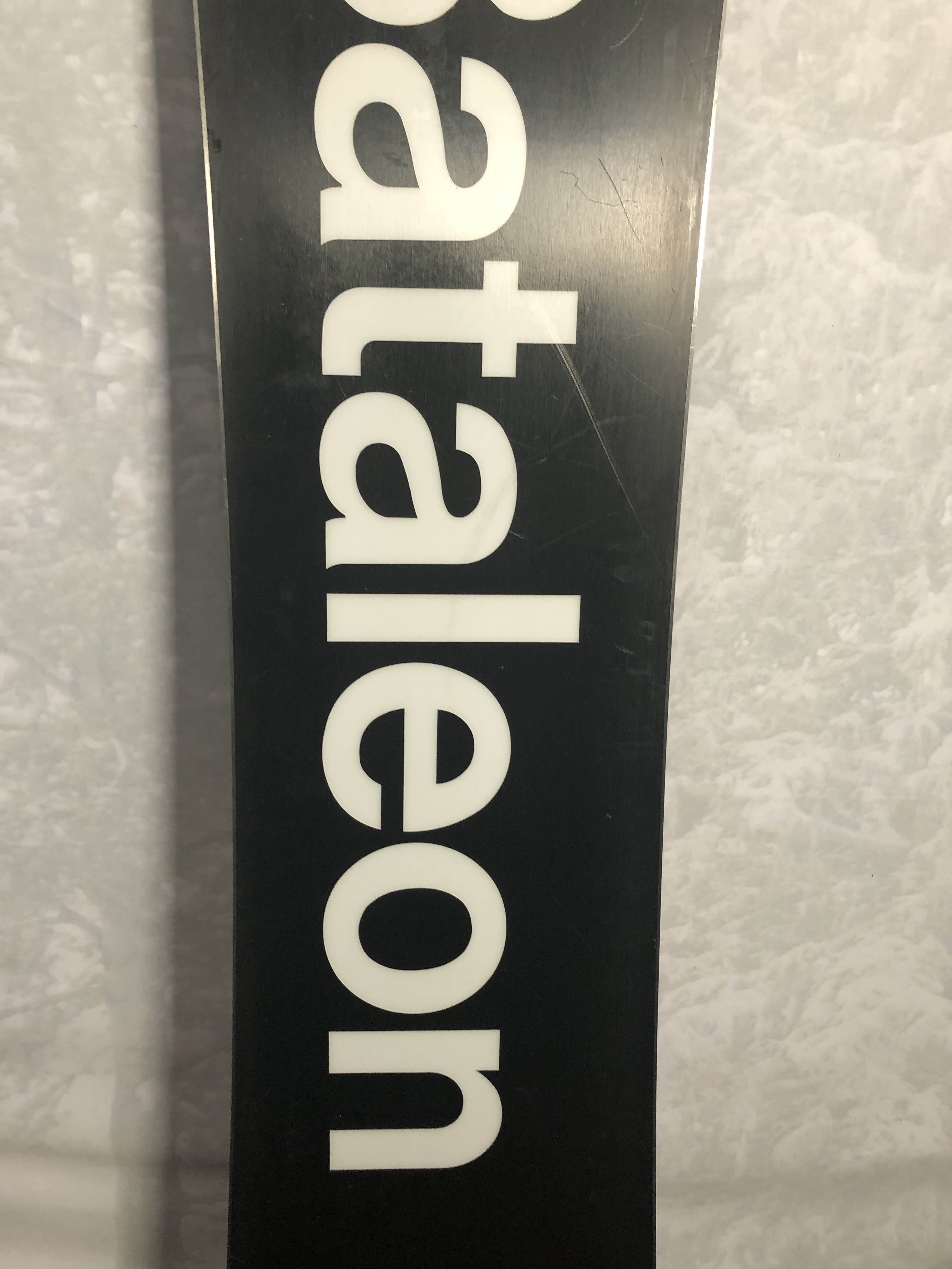 Used 2024 Bataleon Whatever 144cm