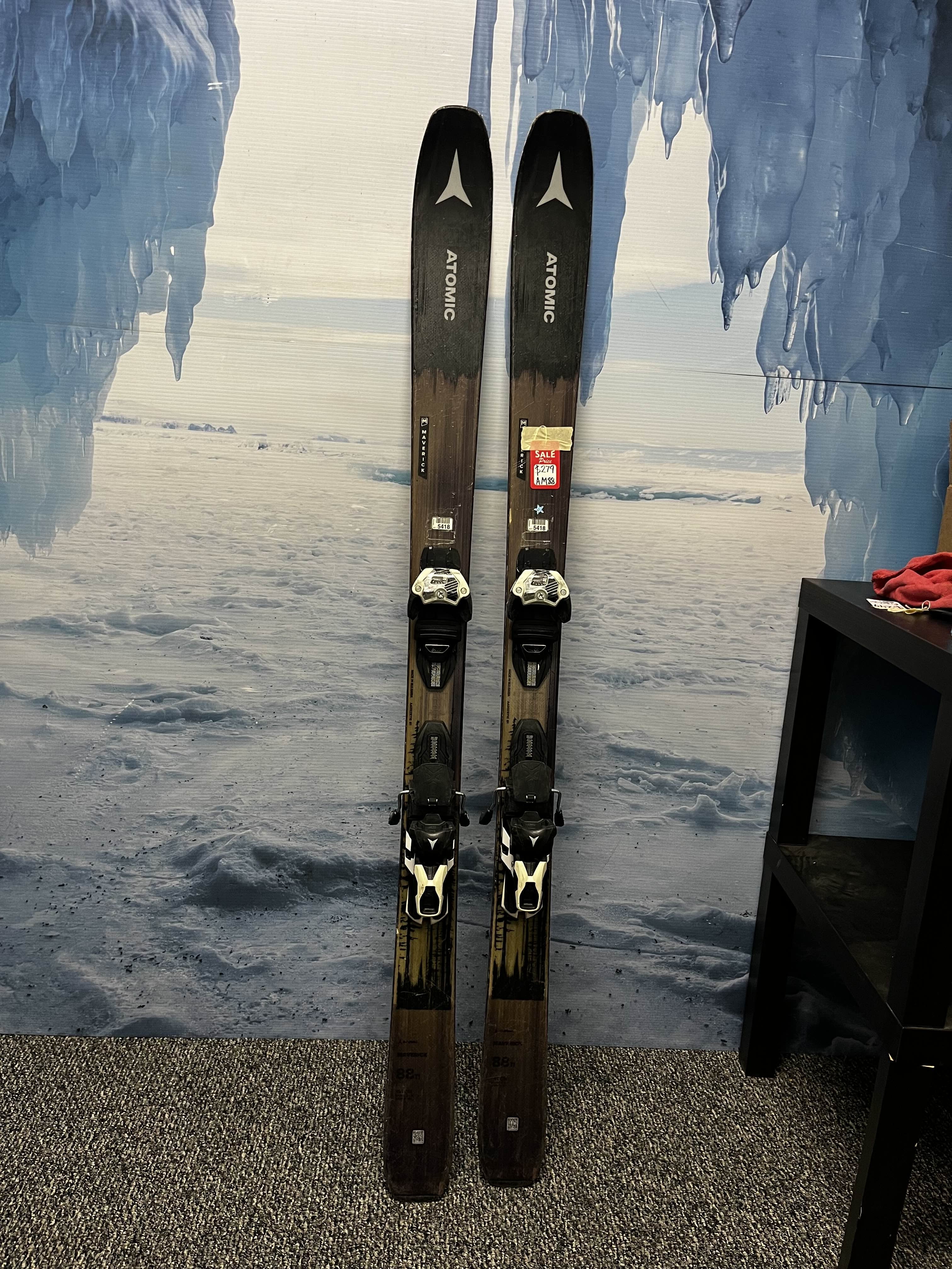 Used Atomic Maverick 88Ti 161cm Skis w/ Atomic Warden 13 Demo Binding