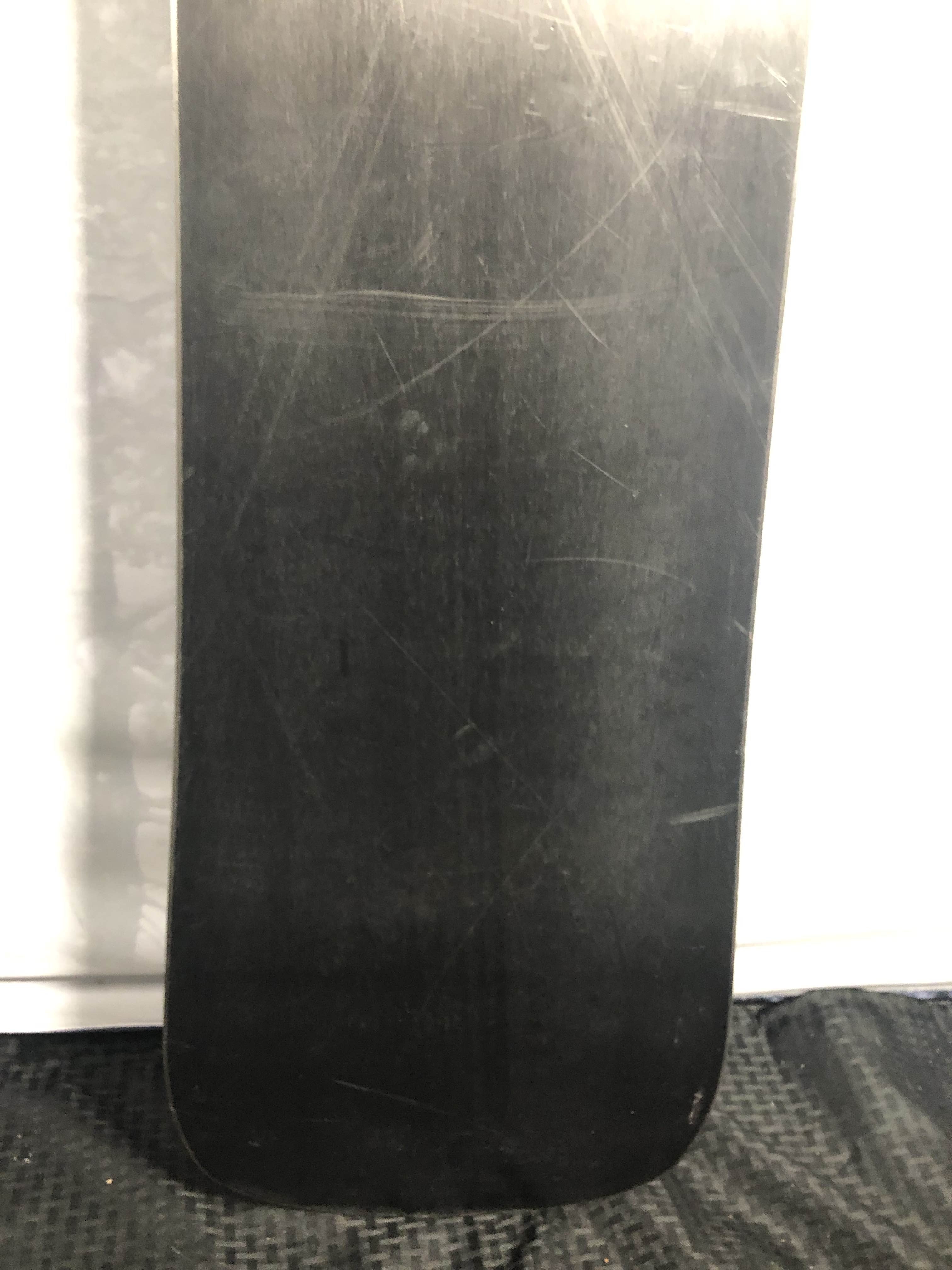 Used 2023 Never Summer Proto Synthesis Snowboard 152cm