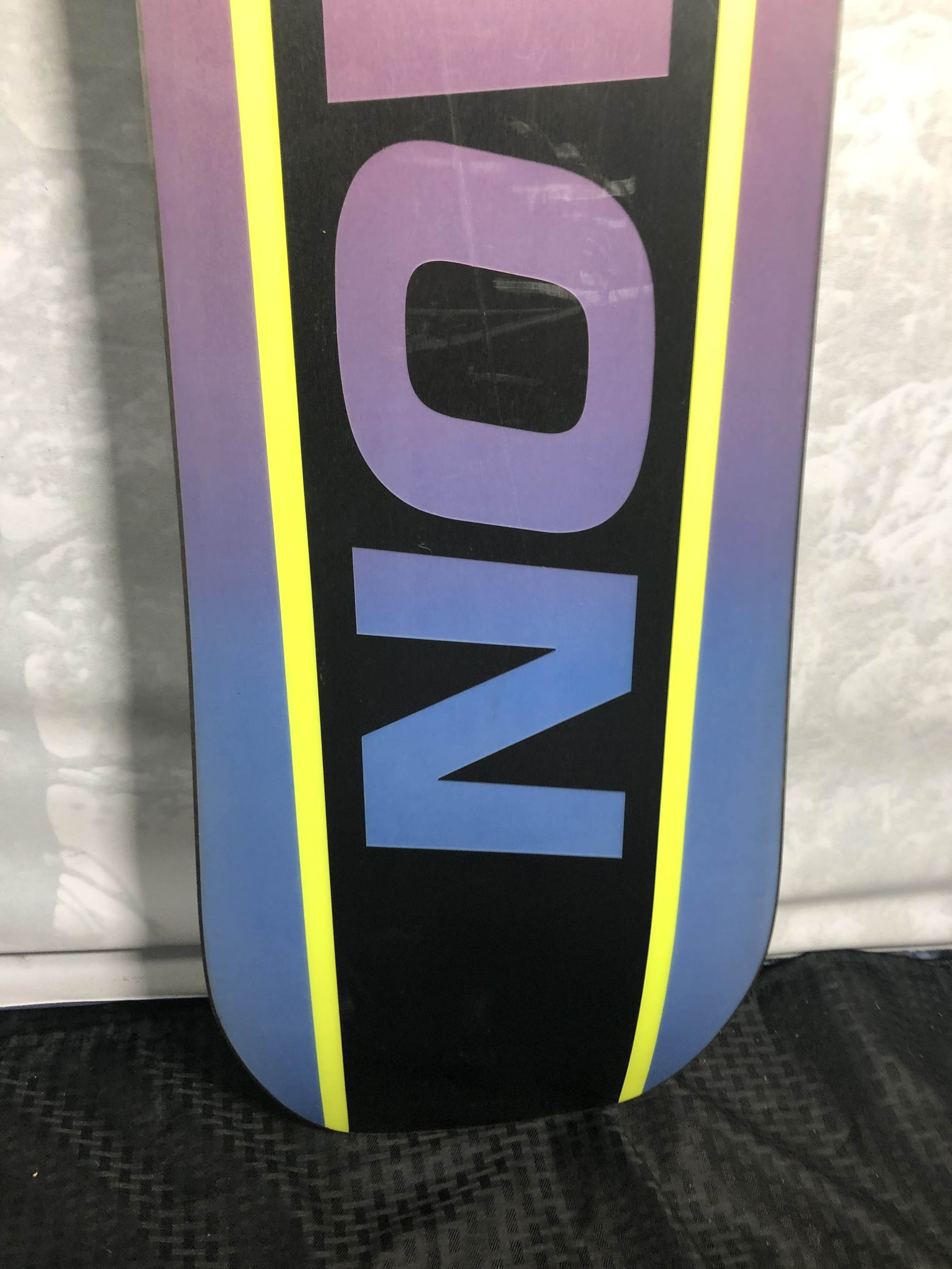 Used 2025 Salomon Huck Knife 156cm Snowboard