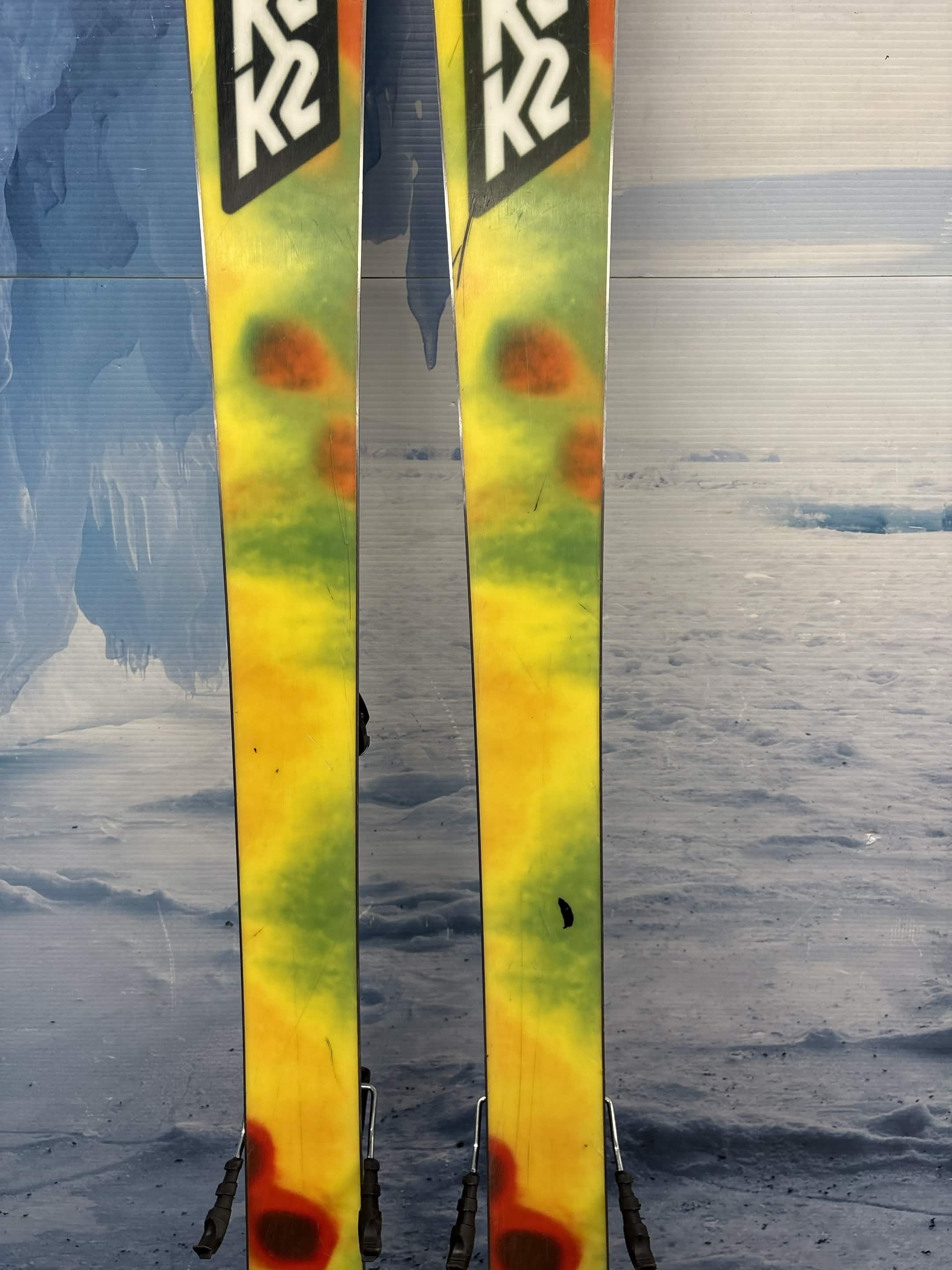 K2 Mindbender 89TI 170cm Skis w/ FISCHER Attack 13 LYT Demo Binding - Used