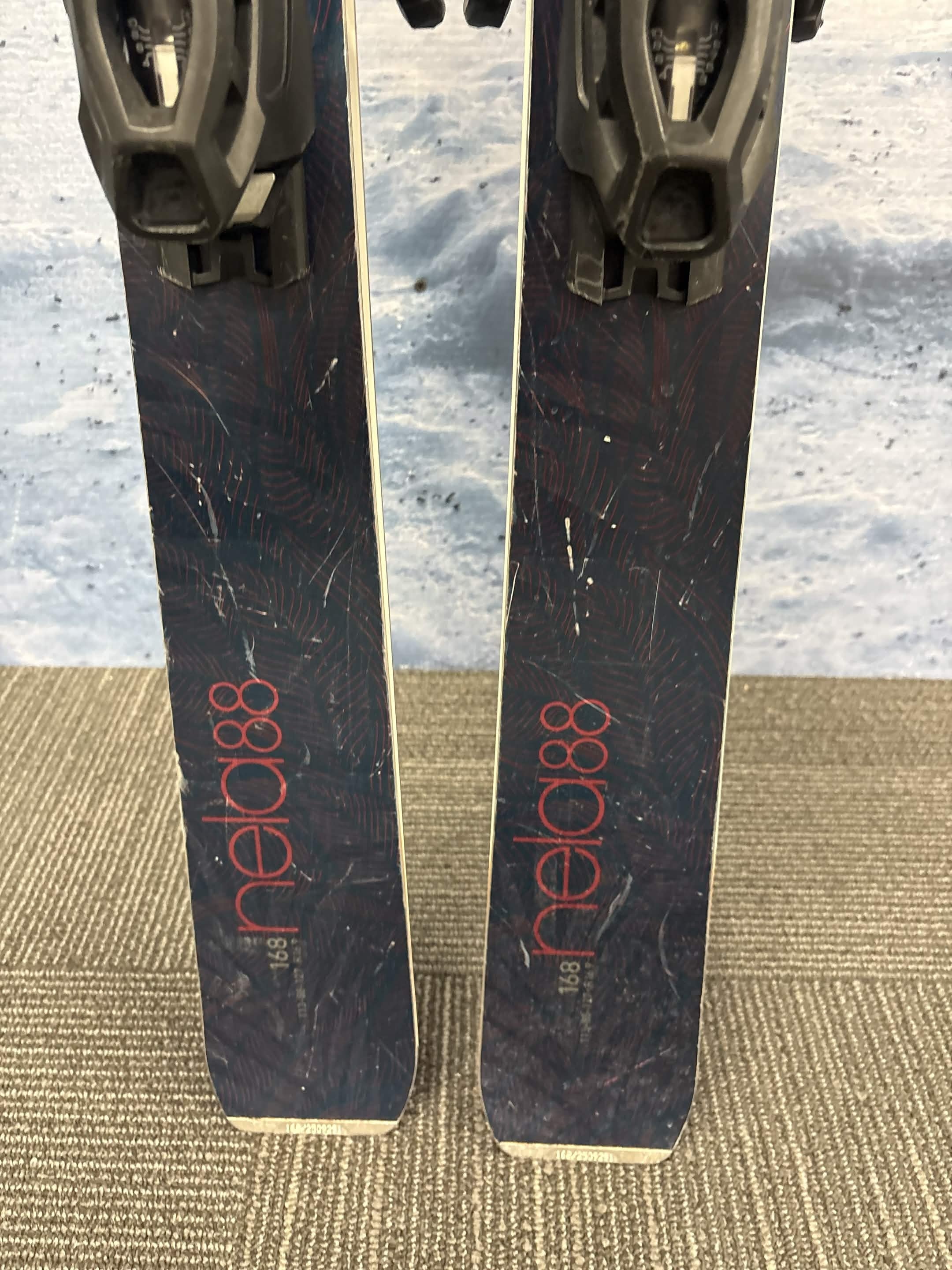 Stockli Nela 88 168cm Skis w/ FISCHER Attack 13 LYT Demo Binding - Used