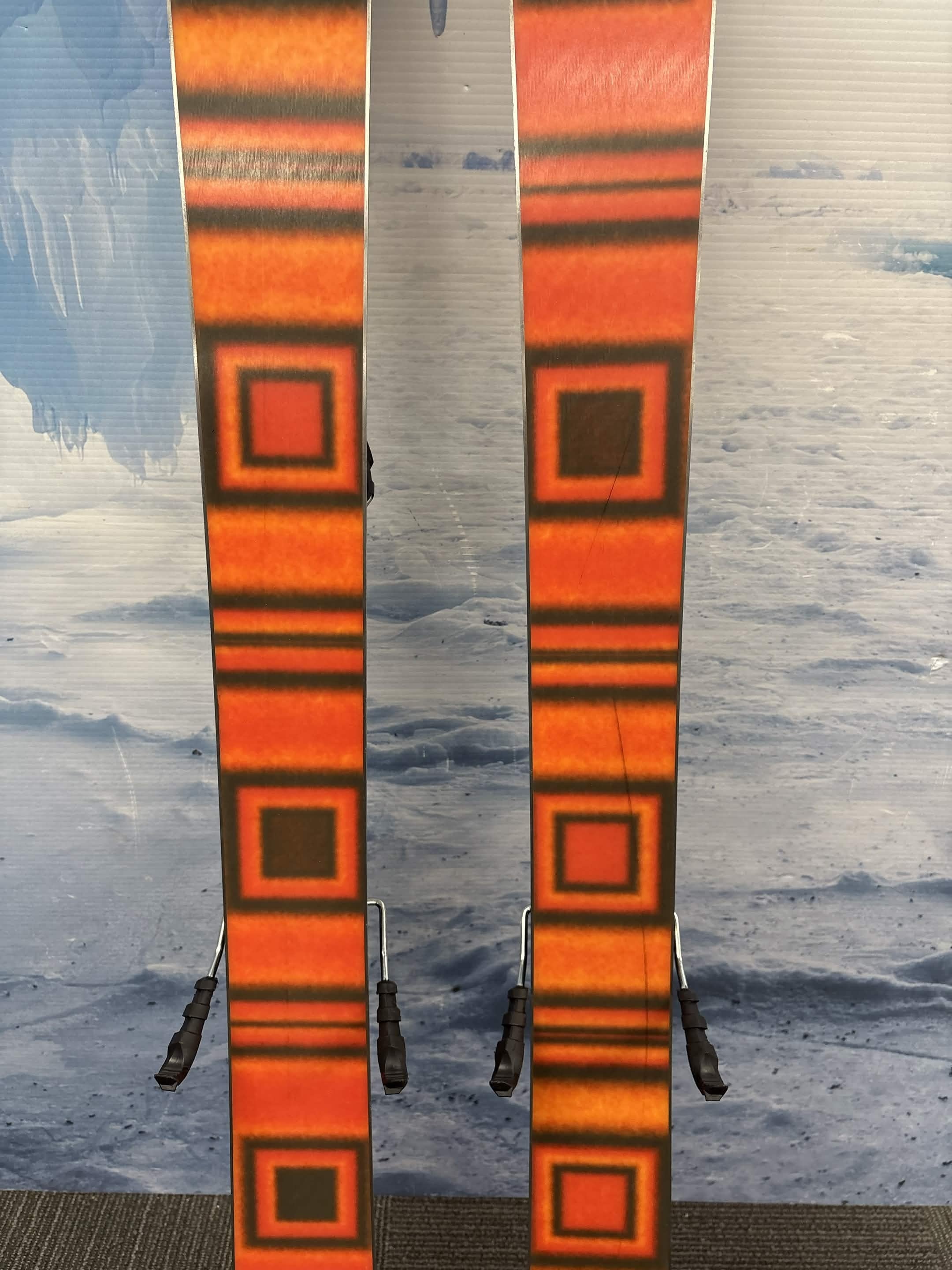 K2 Omen 90W 159cm Skis w/ FISCHER Attack 11 LYT Demo Binding - Used