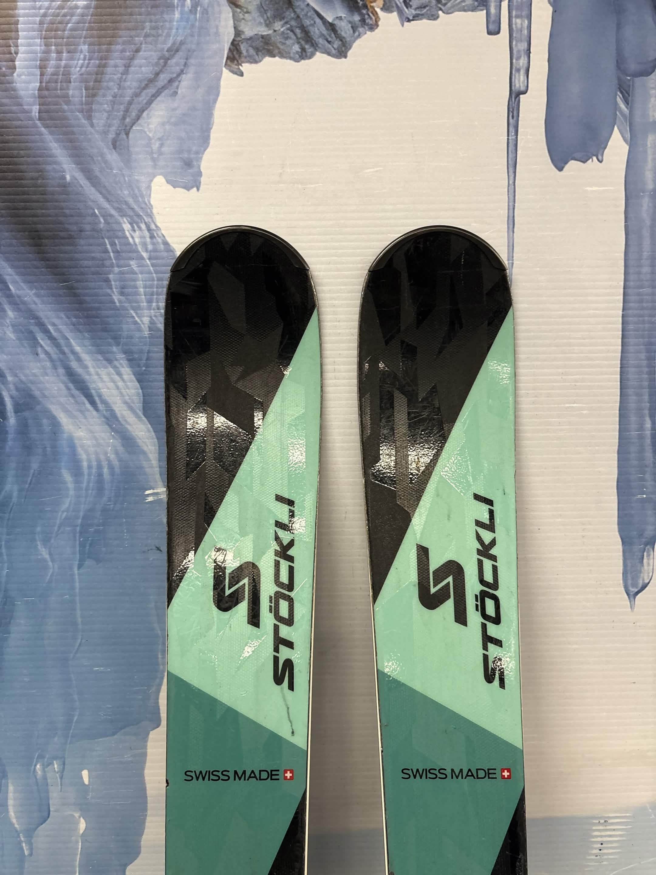 Kastle Montero AX 183cm Skis w/ SALOMON Strive 13 SYS Demo Binding - Used