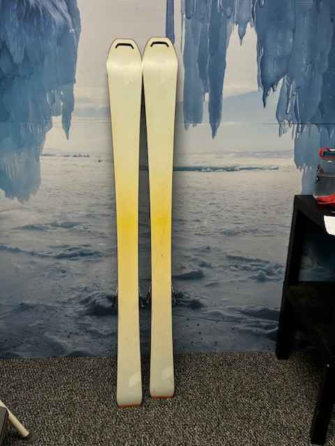 Used Head Wild Joy 158cm Skis w/ Tyrolia Attack 11 Demo Binding