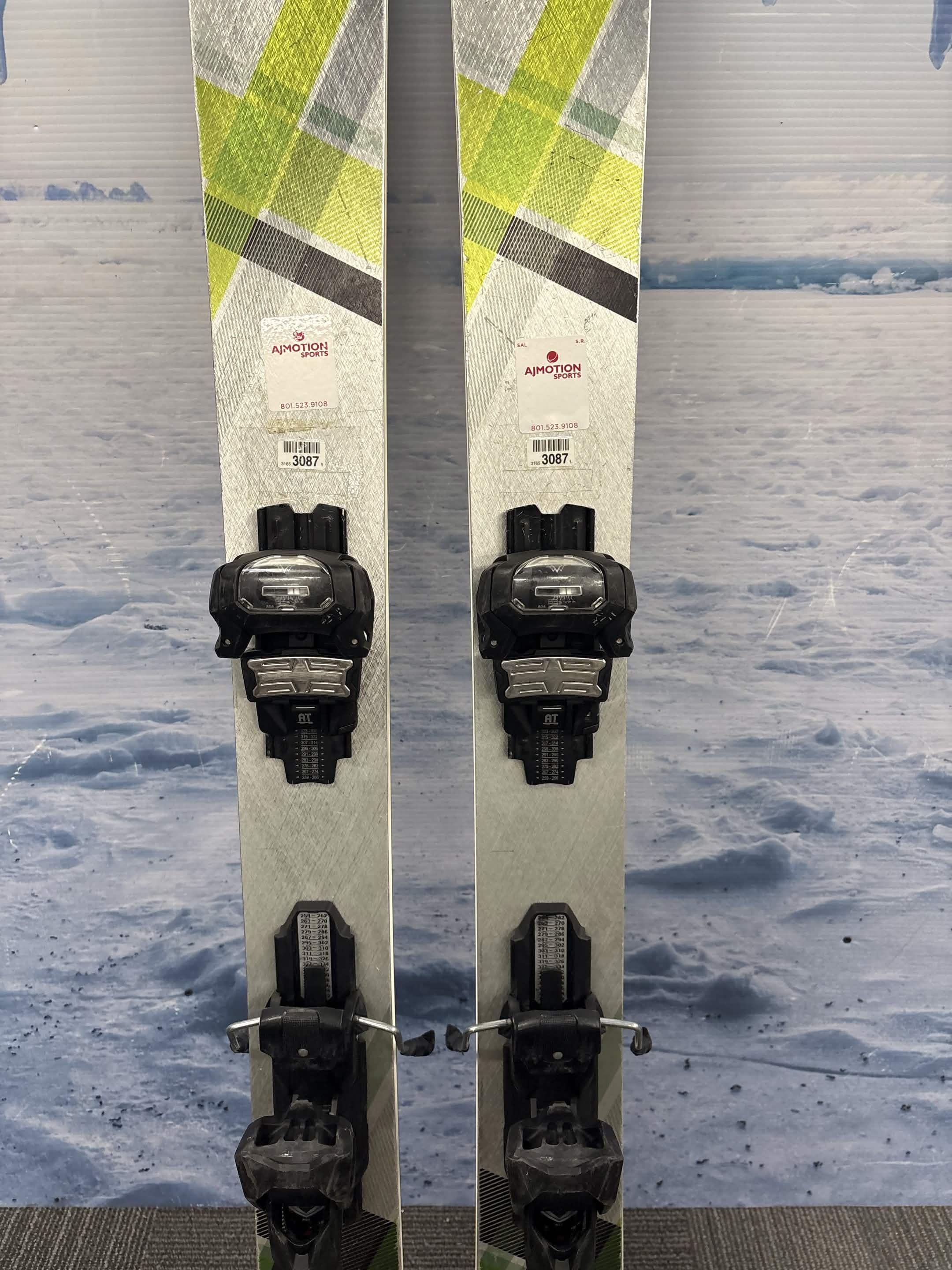 Stockli Stormrider 105 168cm Skis w/ TYROLIA Attack 13 Demo Binding - Used