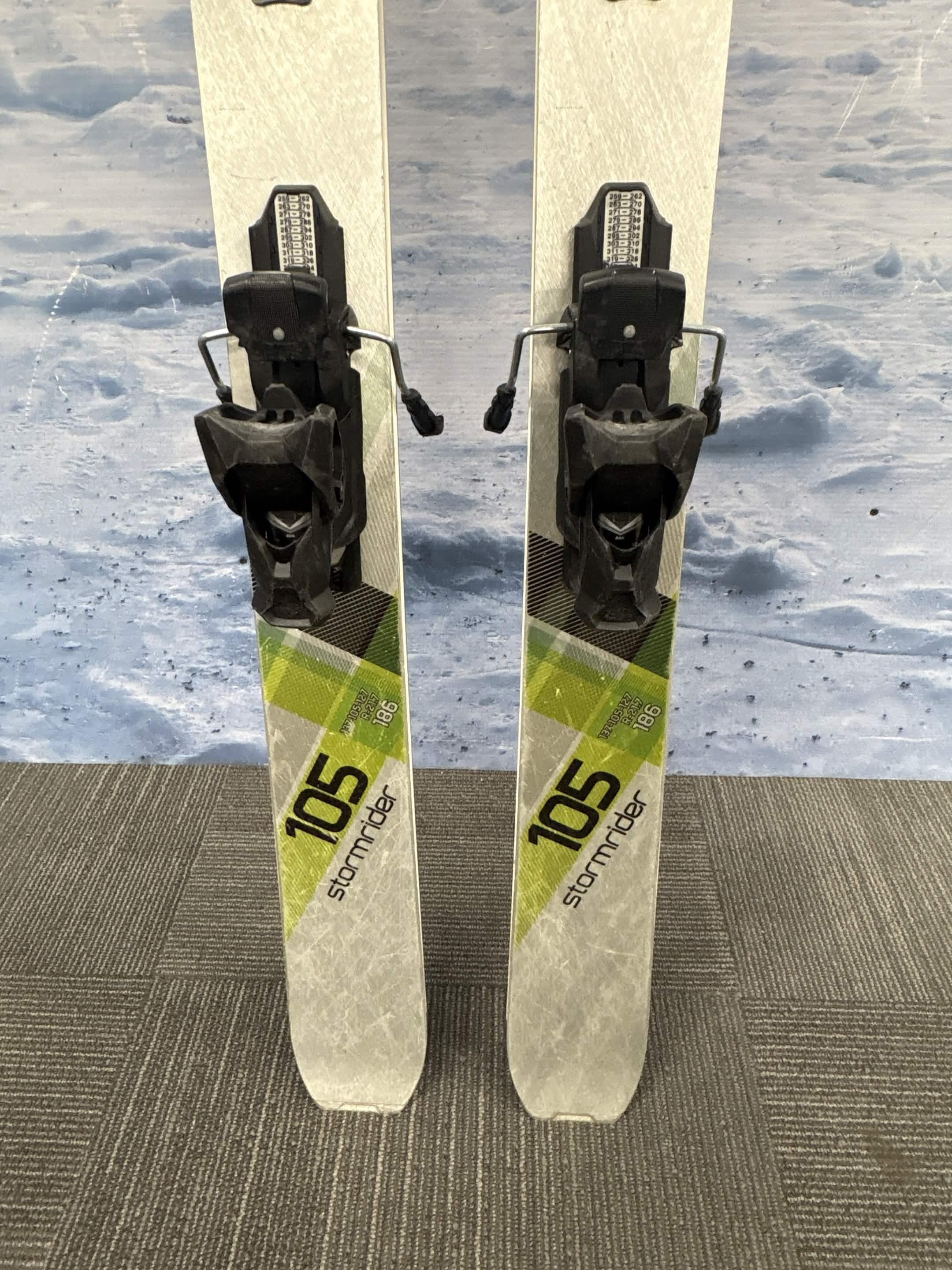 Stockli Stormrider 105 186cm Skis w/ TYROLIA Attack 13 Demo Binding - Used