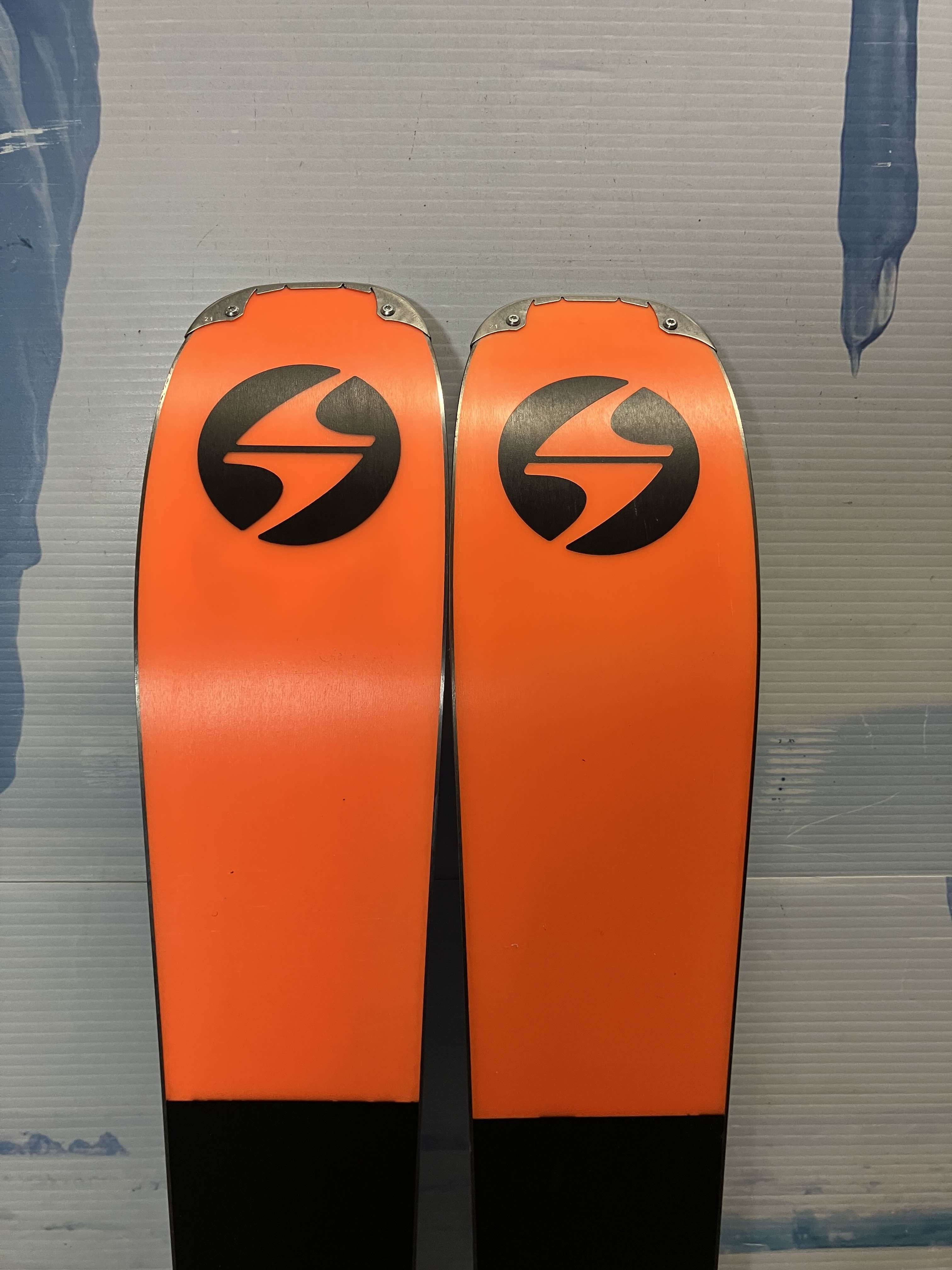 New Blizzard Black Pearl 88 152cm Skis w/ Marker TCX 11 Bindings