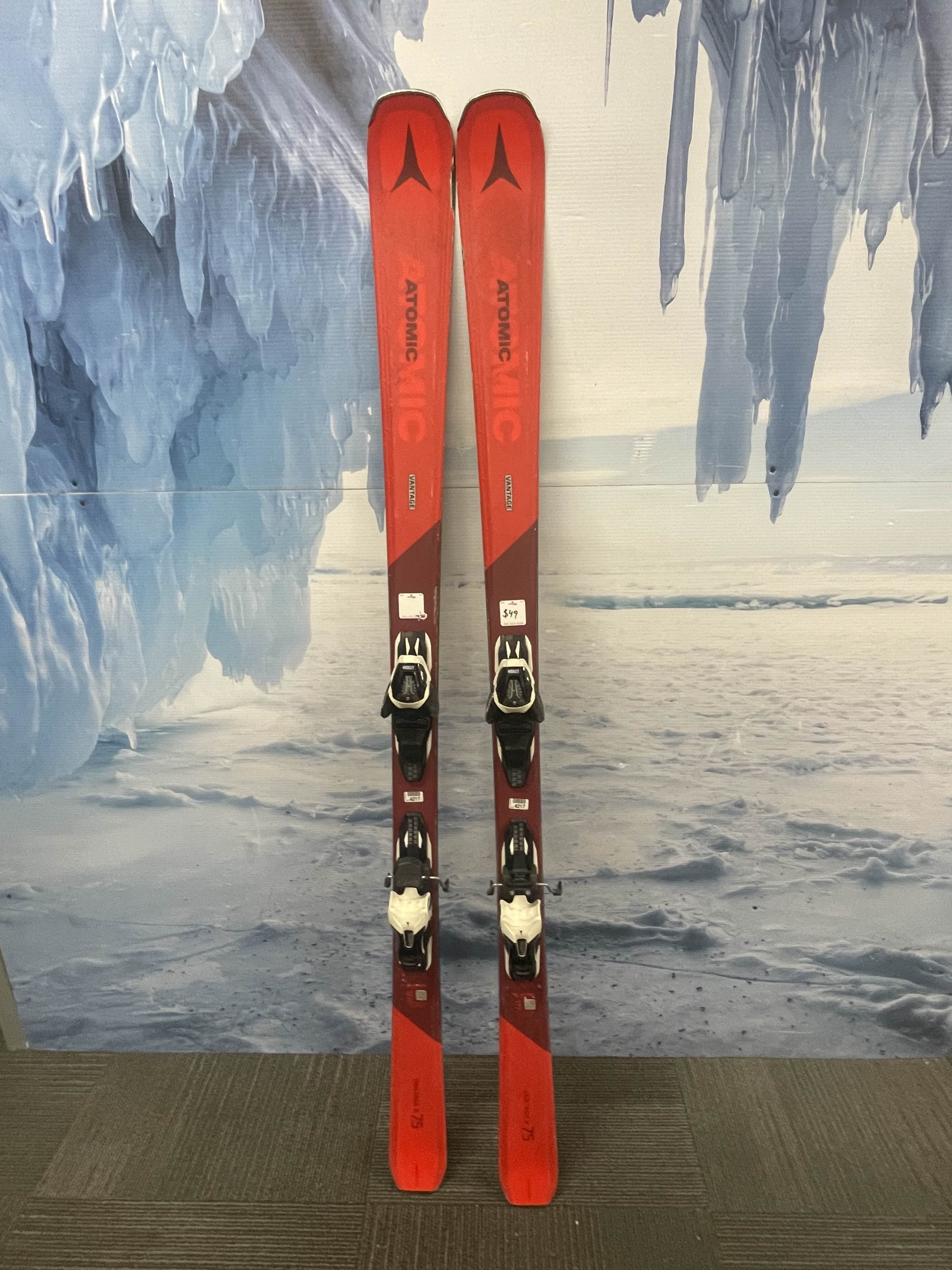Well Loved Atomic Vantage 75 Ski w/ Atomic Lithium 10 Demo Bindings - 177CM