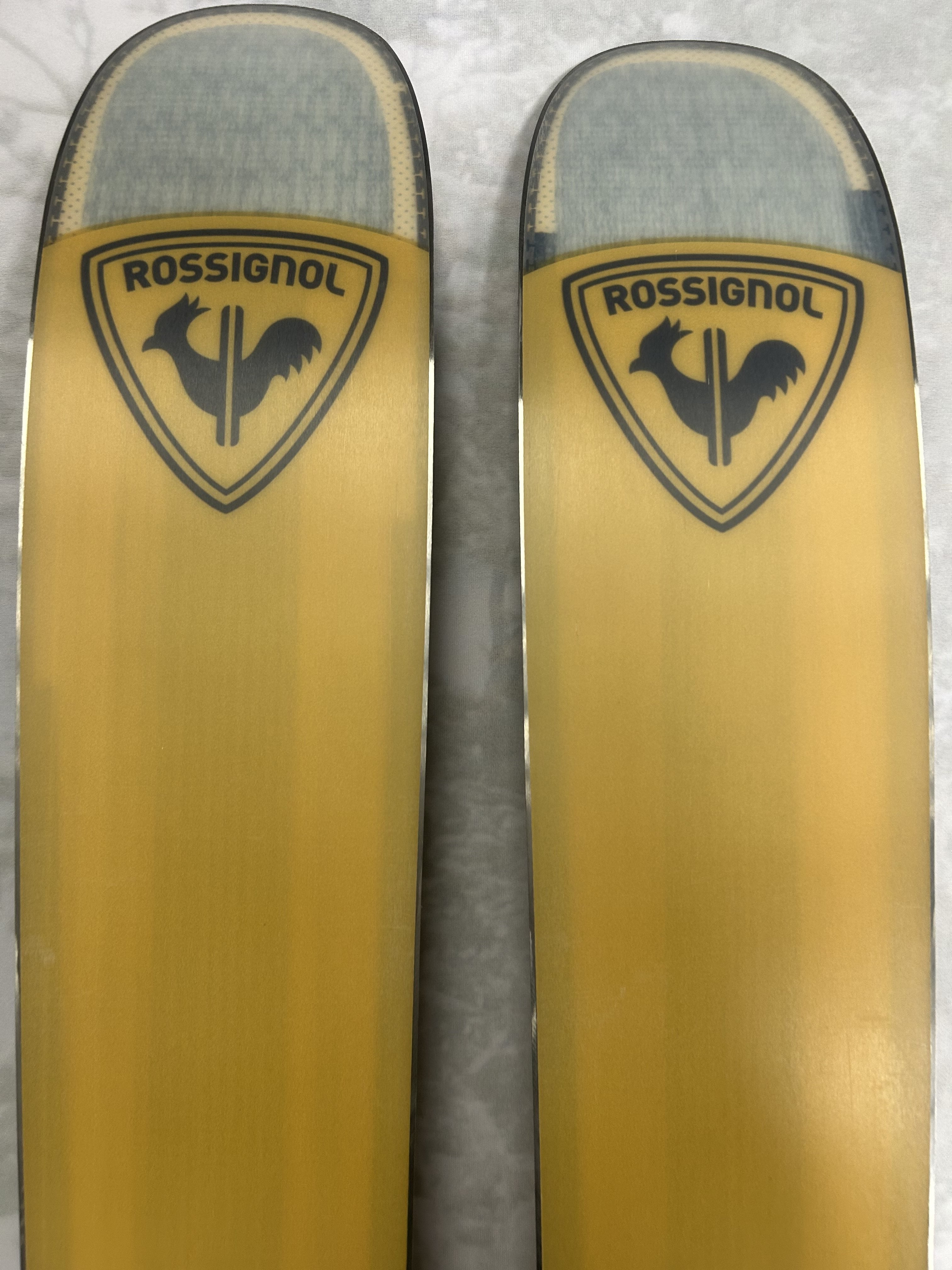 Lightly Used Rossignol Sender Free 118 Ski 186cm w/ Adjustable Look NX 12 Grip Walk Binding