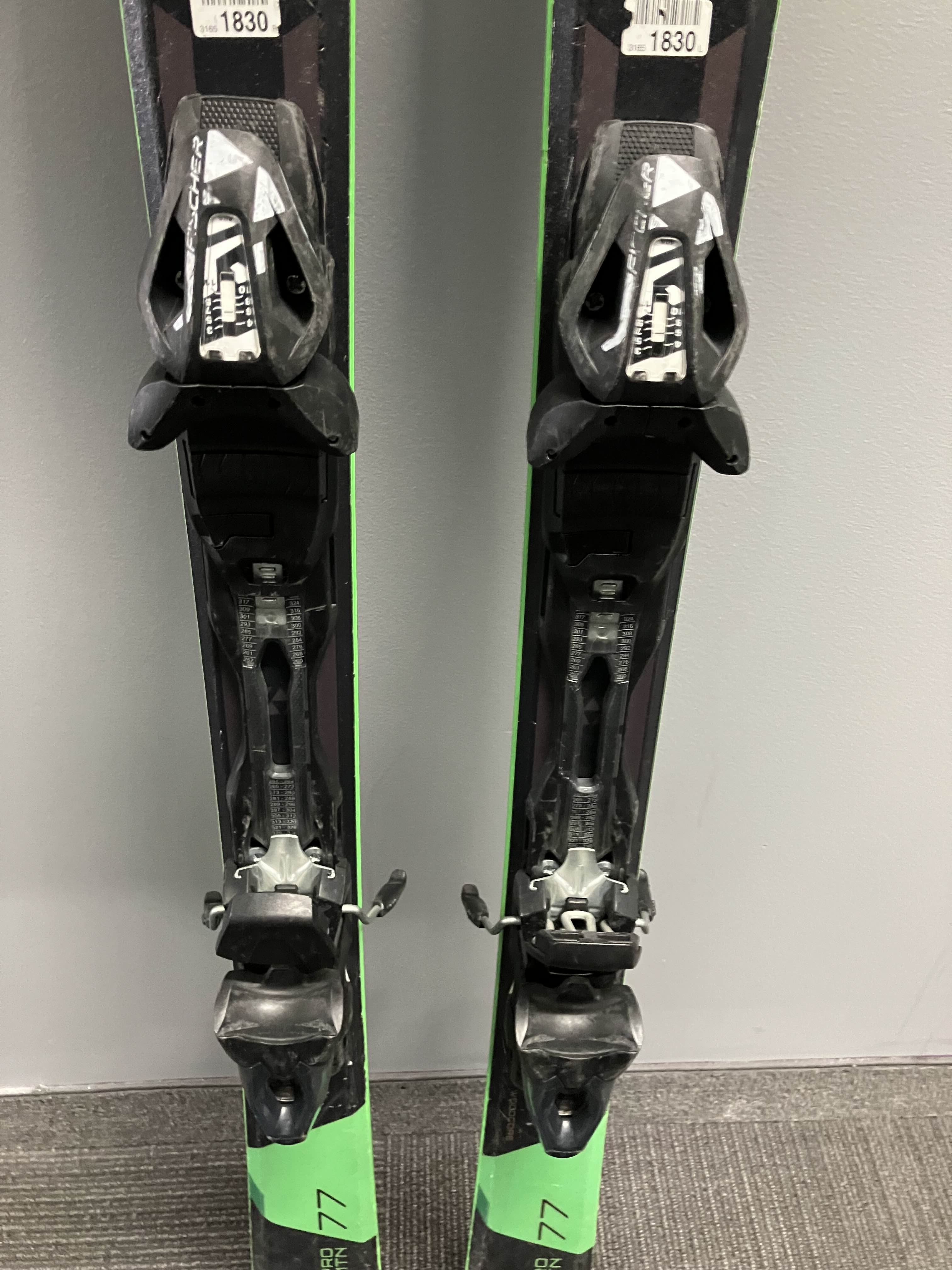 Used Fischer Pro Mtn Ski w/ Fischer Rs11 Bindings - 157CM