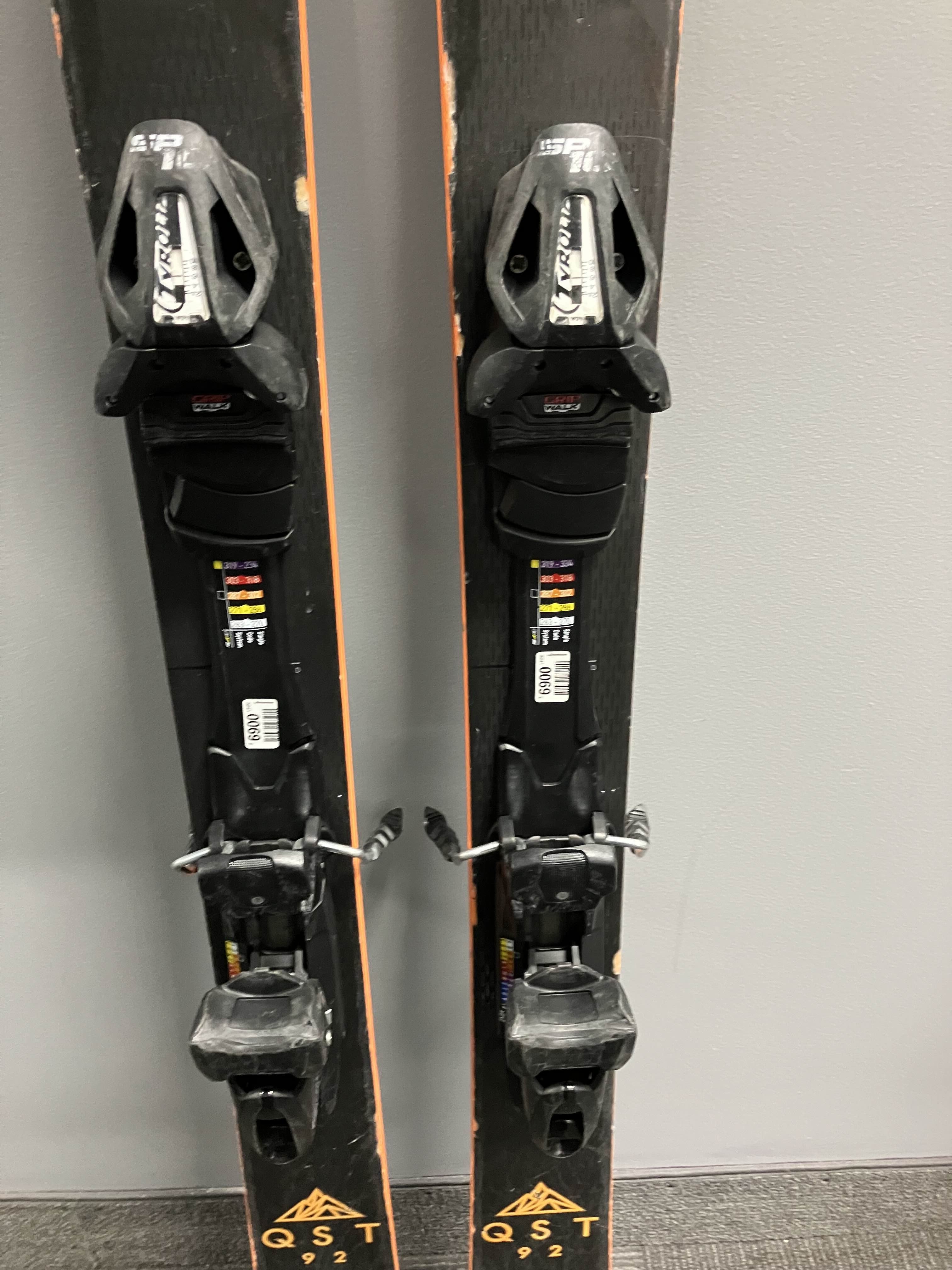 Used Salomon Qst 92 Ski w/ Tyrolia Sp10 Bindings - 161CM