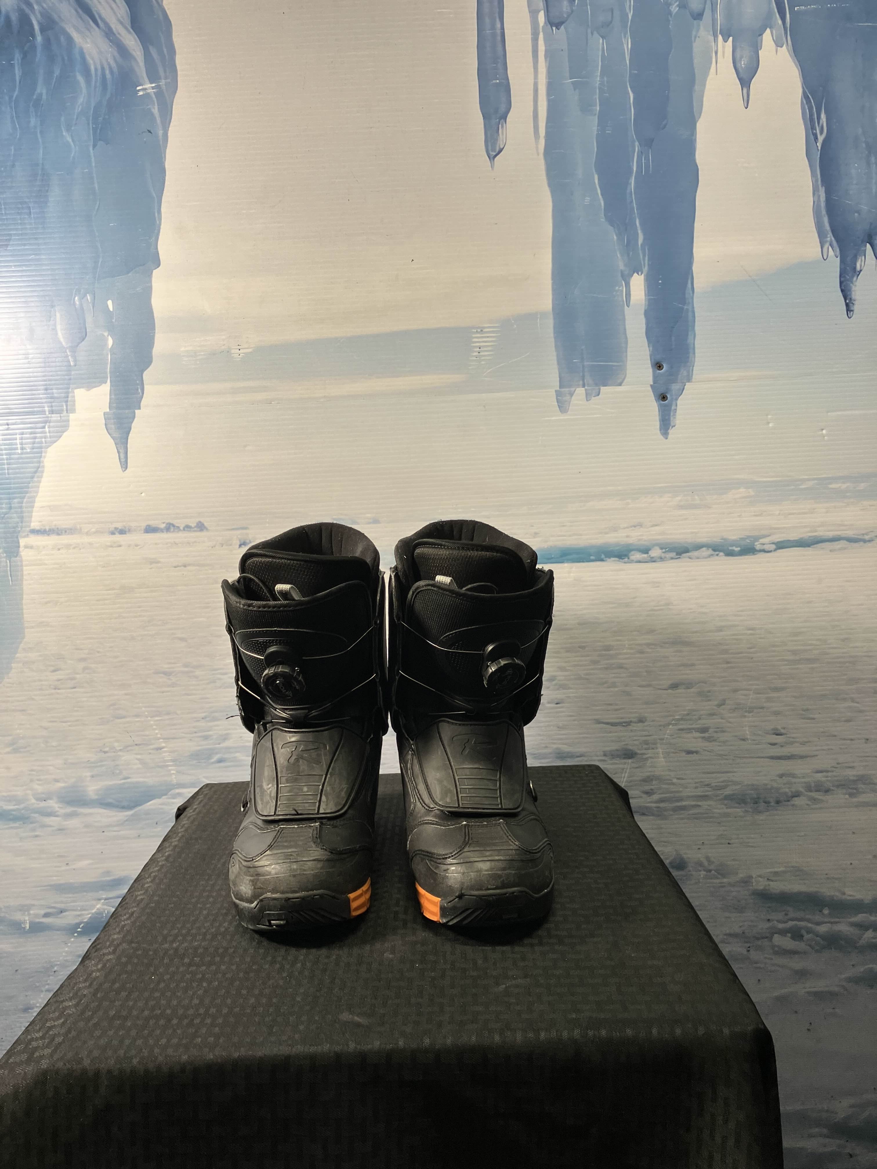 Used Rossignol Excite Boa Shield Men's Snowboard Boot - 9M US