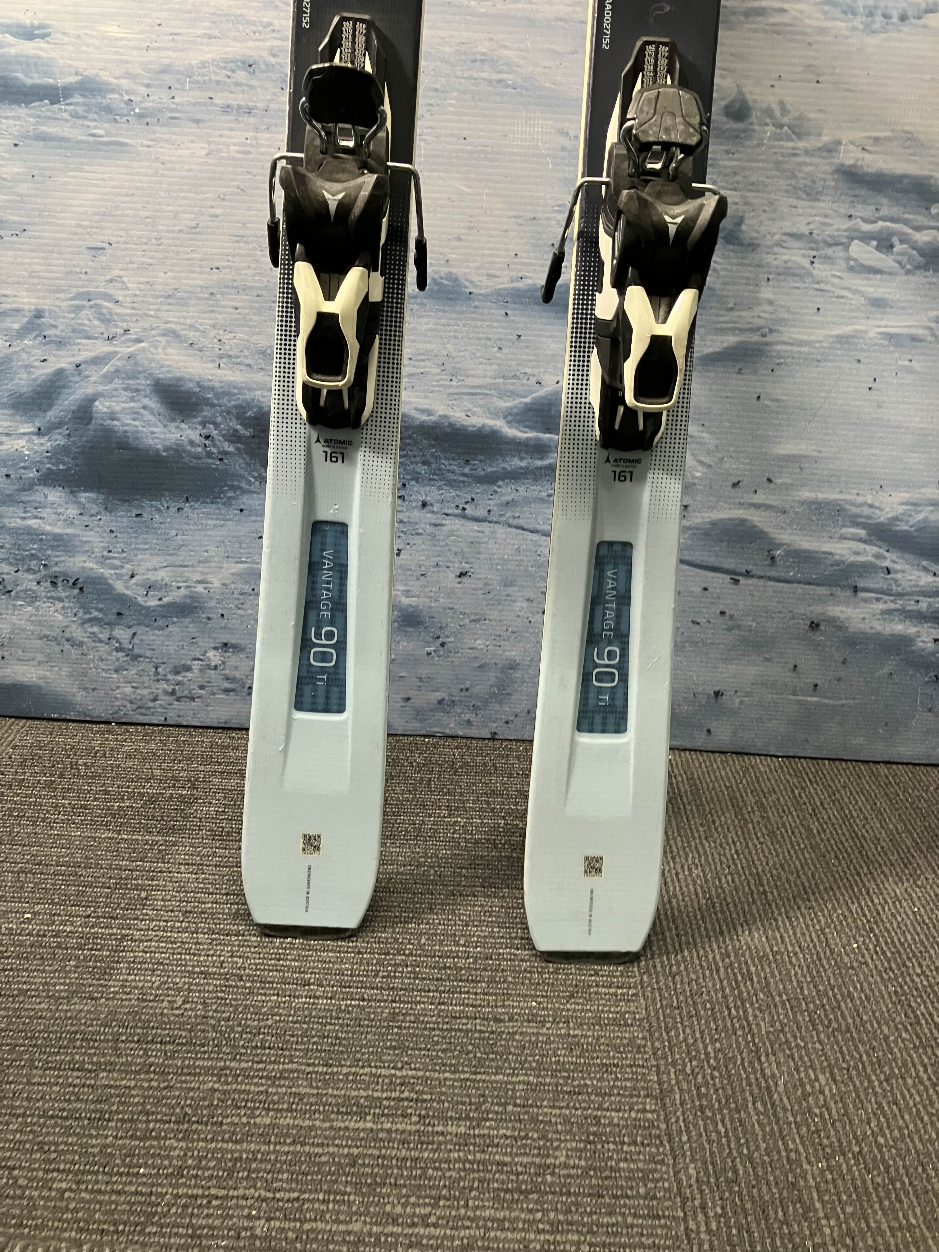Used Atomic Vantage 90 Ti Ski w/ Atomic Warden 11 Demo Bindings - 161CM