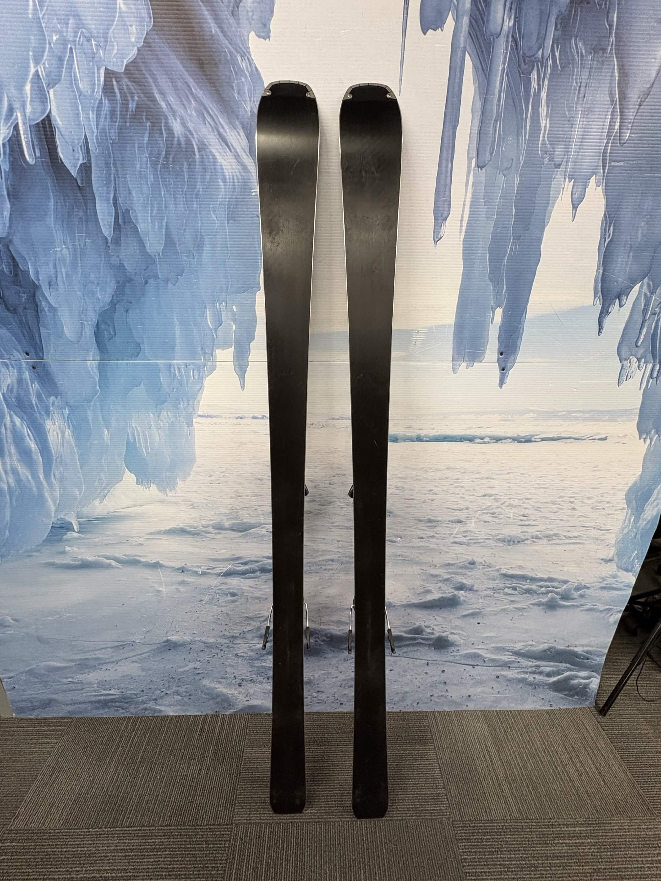 Atomic Vantage 75 +M10 177cm Skis w/ ATOMIC M 10 GW SYS Demo Binding - Used