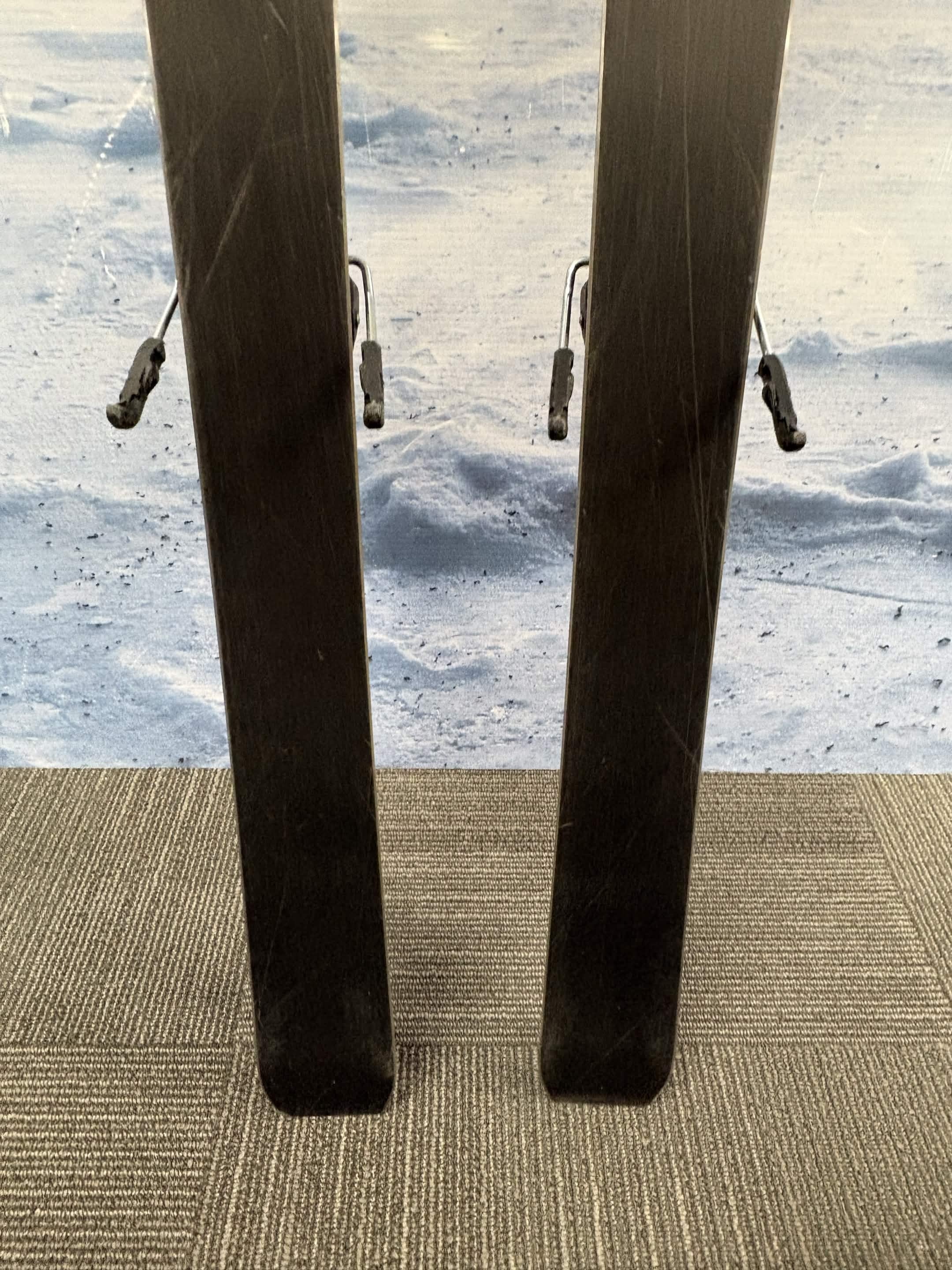 Atomic Vantage 75 +M10 169cm Skis w/ ATOMIC M 10 GW SYS Demo Binding - Used