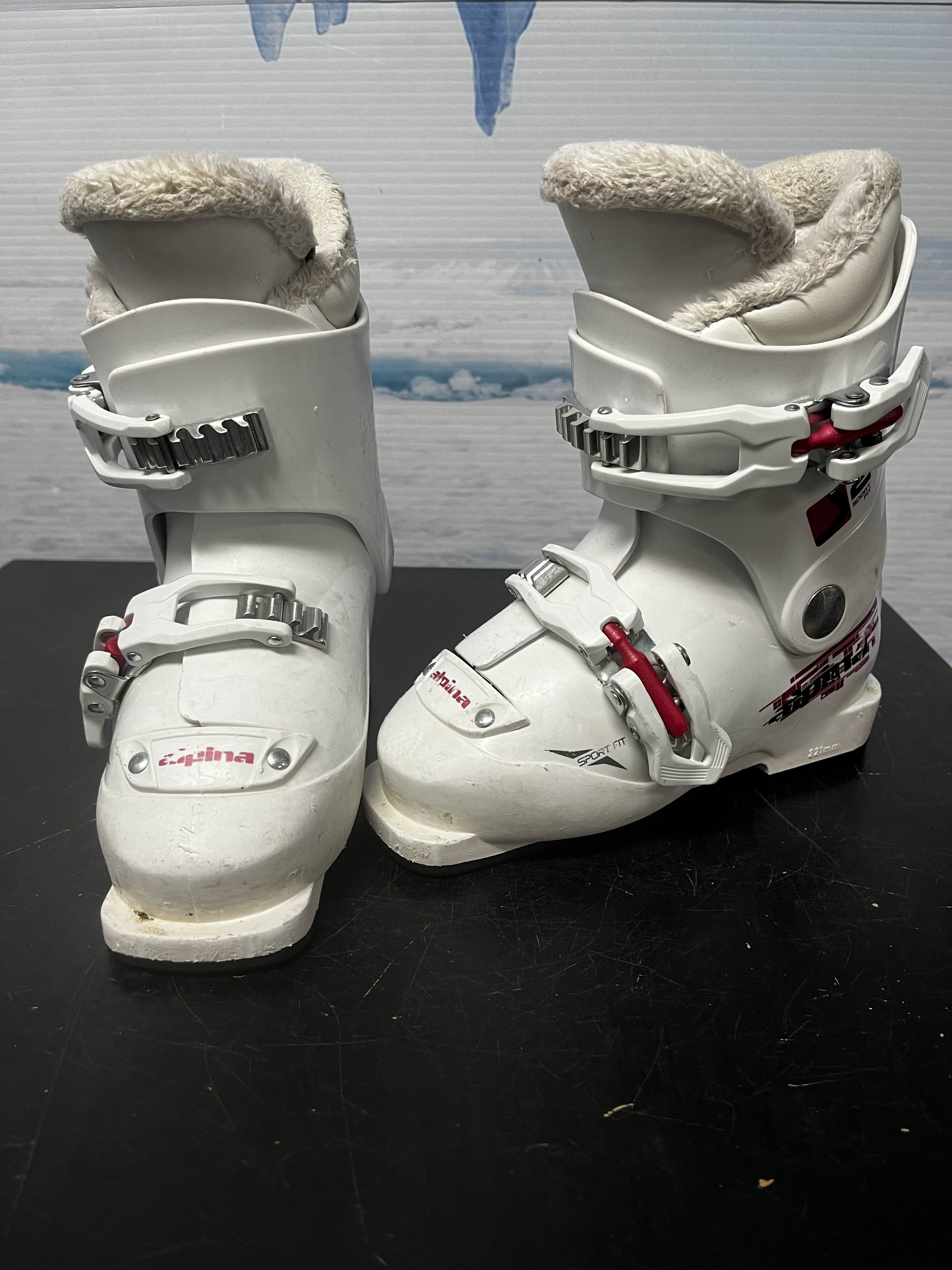 Used Alpina Kids Ski Boot 17.5MP