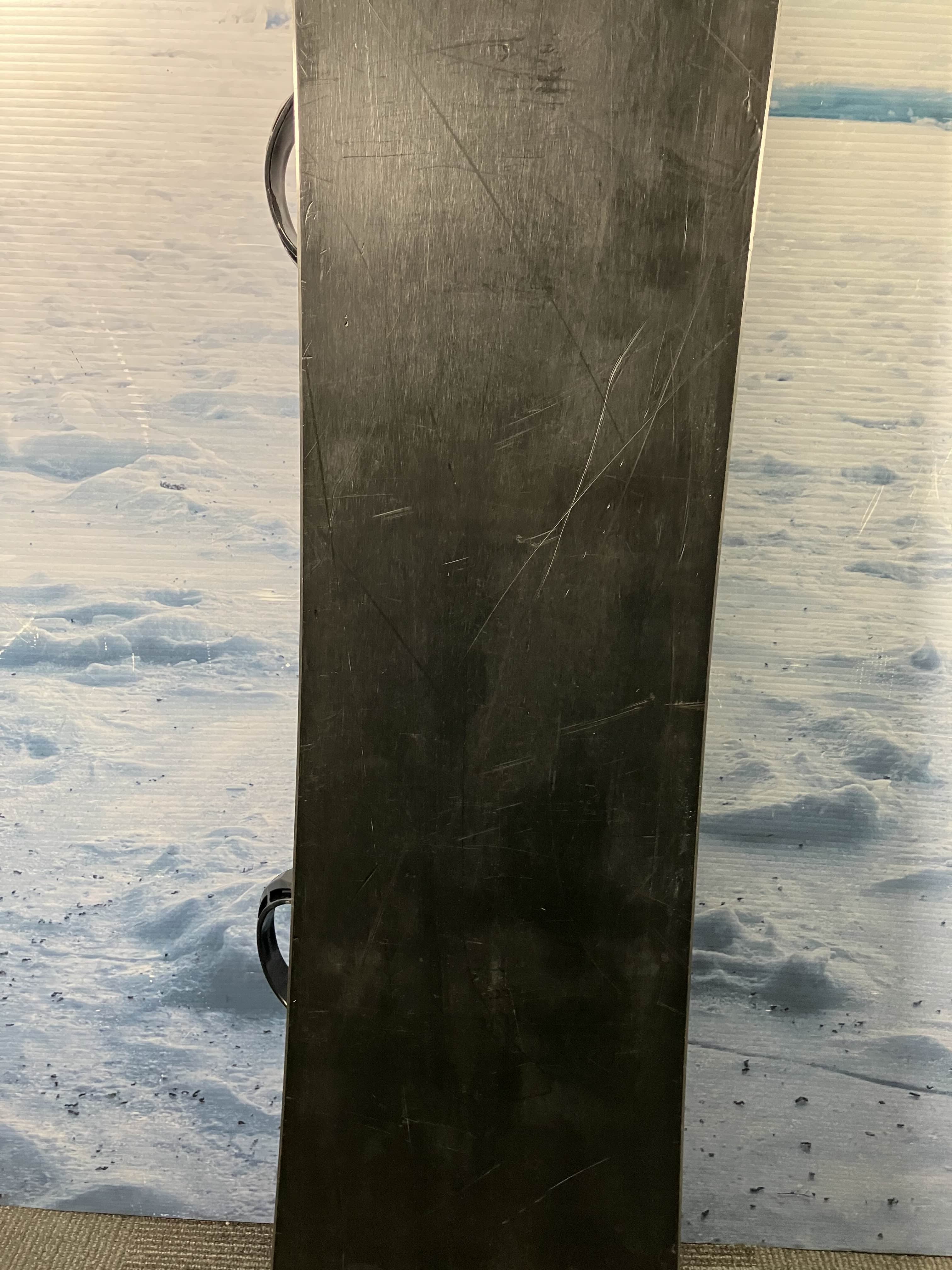 Used Rossignol Trick Stick Men's Snowboard w/ K2 Large Demo Bindings - 151CM