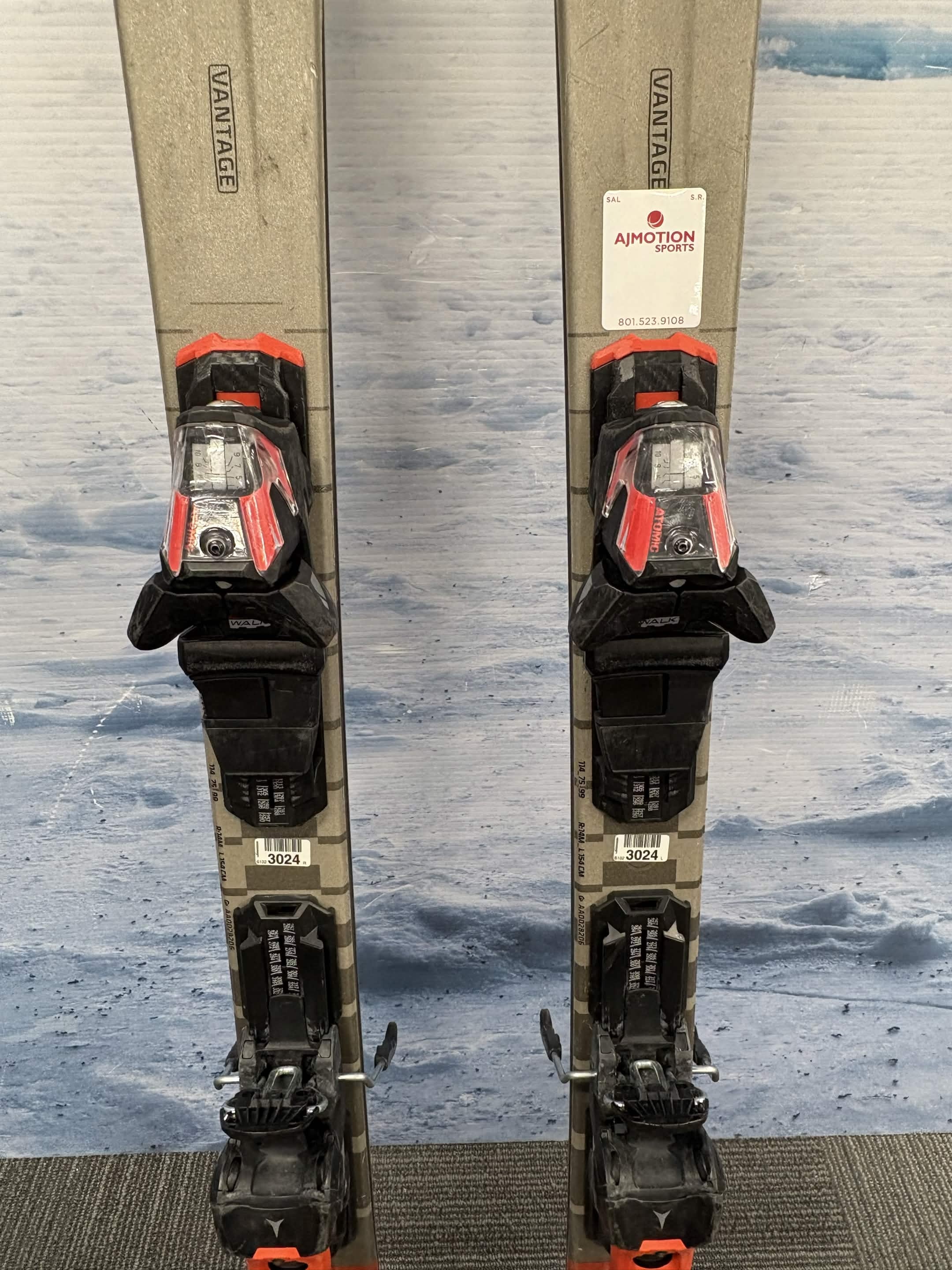 Atomic Vantage 75 +M10 154cm Skis w/ ATOMIC M 10 GW SYS Demo Binding - Used