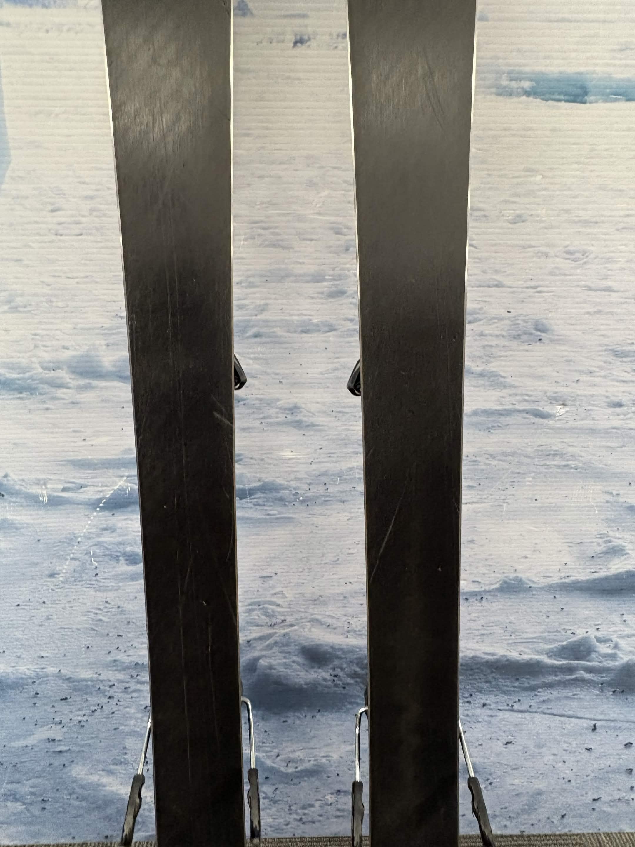 Atomic Vantage 75 +M10 154cm Skis w/ ATOMIC M 10 GW SYS Demo Binding - Used