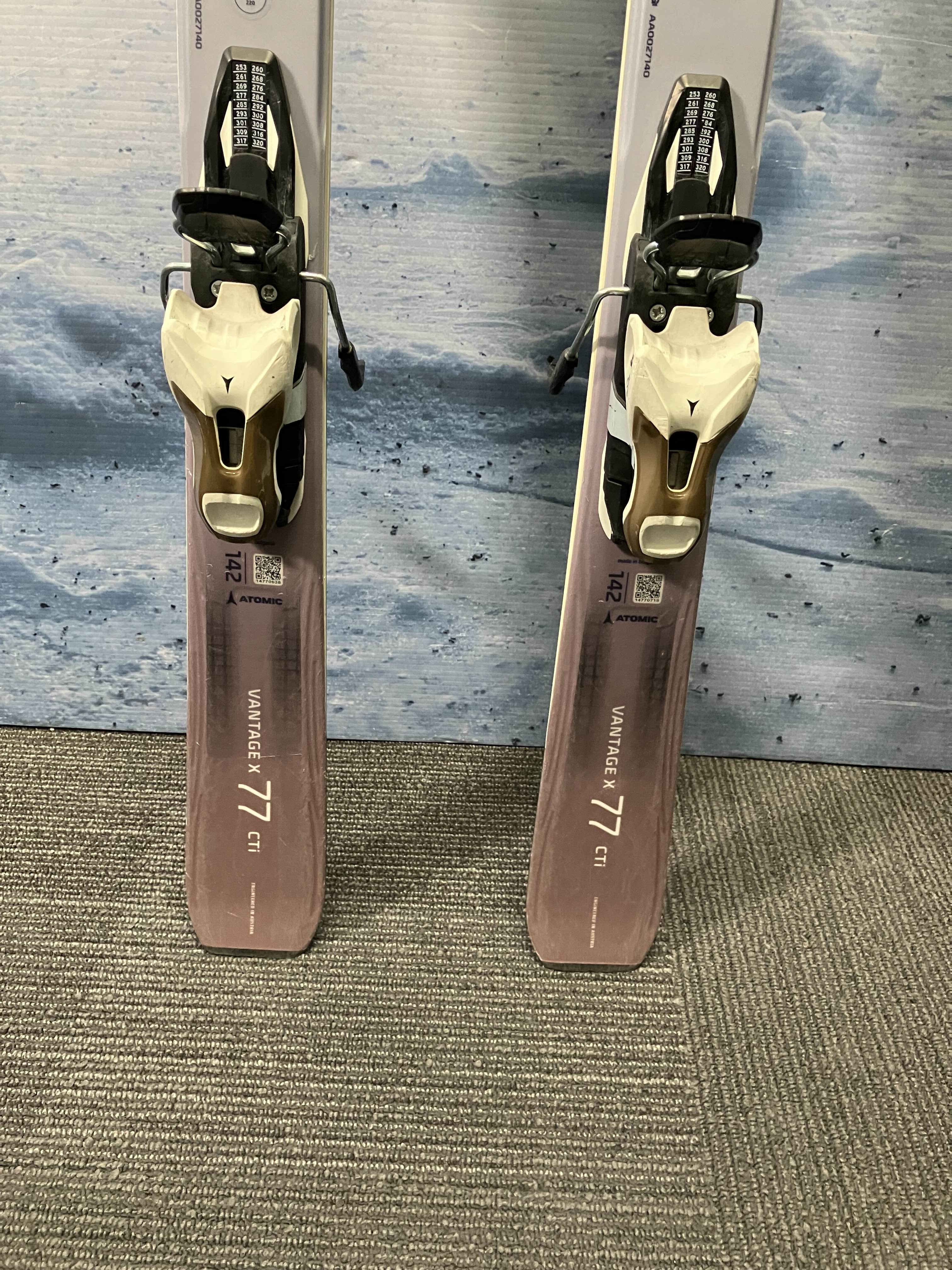 Used Atomic Vantage X77 Cti Men's Ski w/ Atomic Lithium 10 Demo Bindings - 142CM