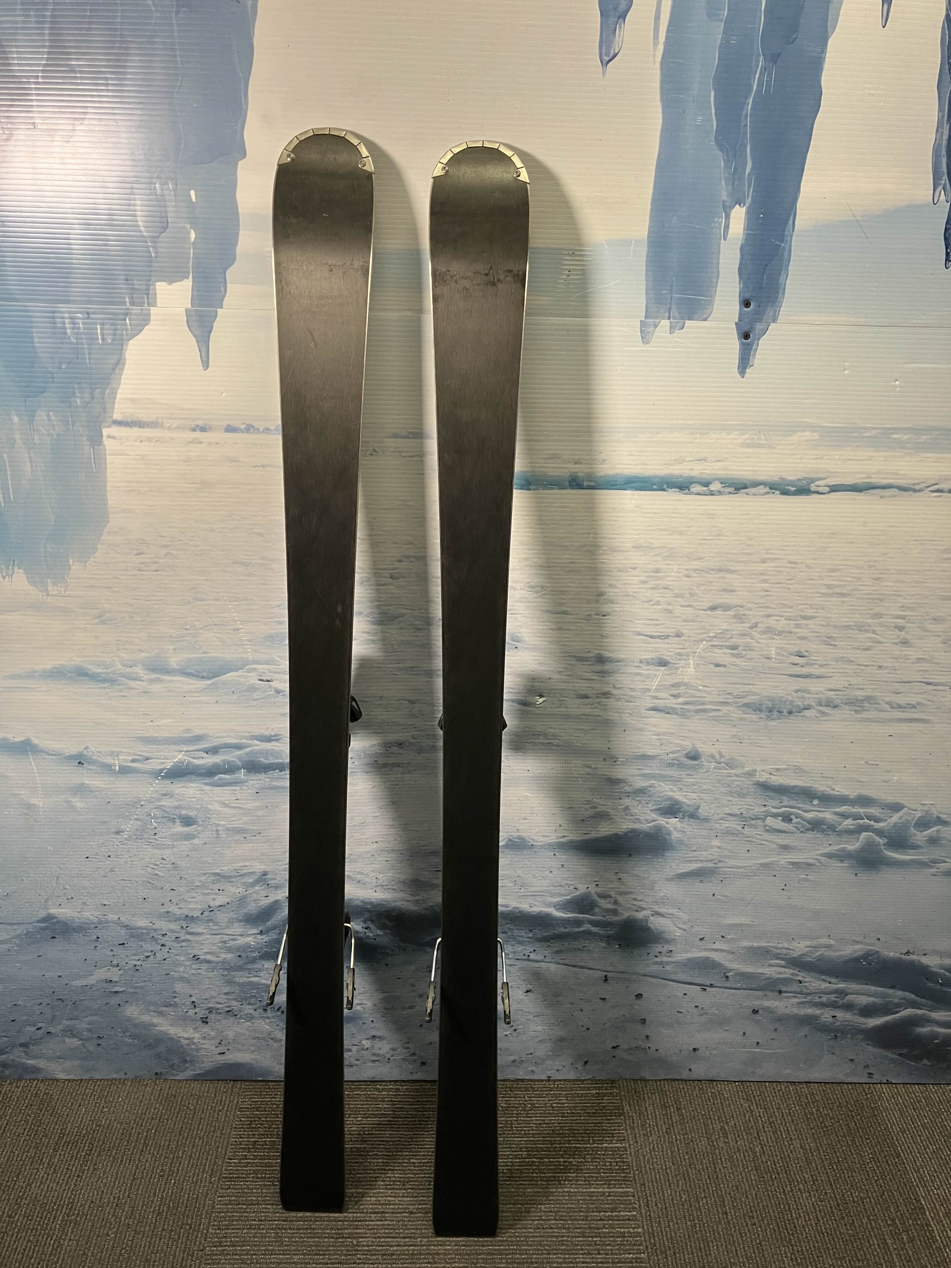 Used Atomic Cloud 9 Men's Ski w/ Atomic M 10 Demo Bindings - 143CM