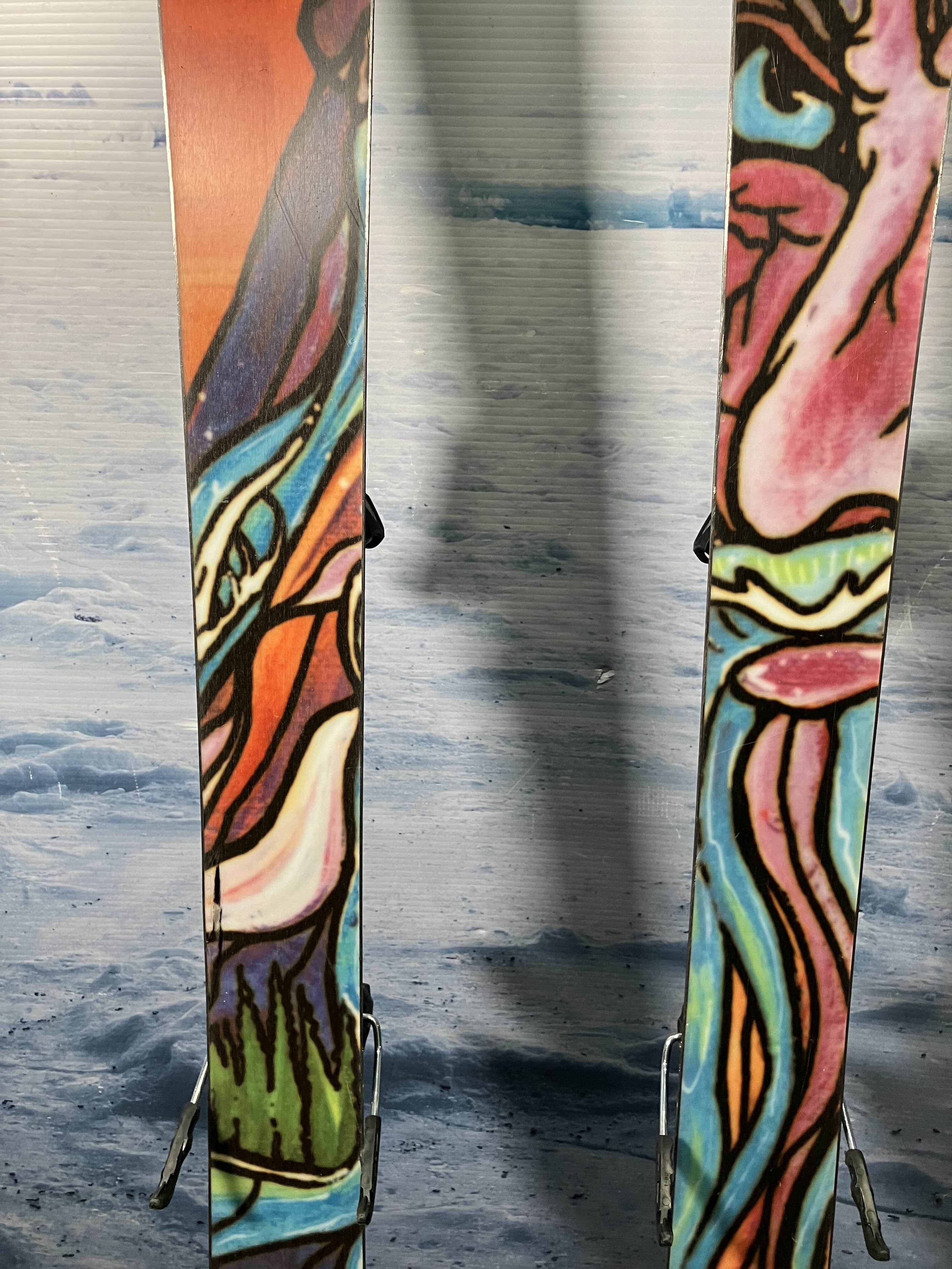 Well Loved Atomic Bent Chetler 153 Men's Ski w/ Atomic M 10 Demo Bindings - 153CM