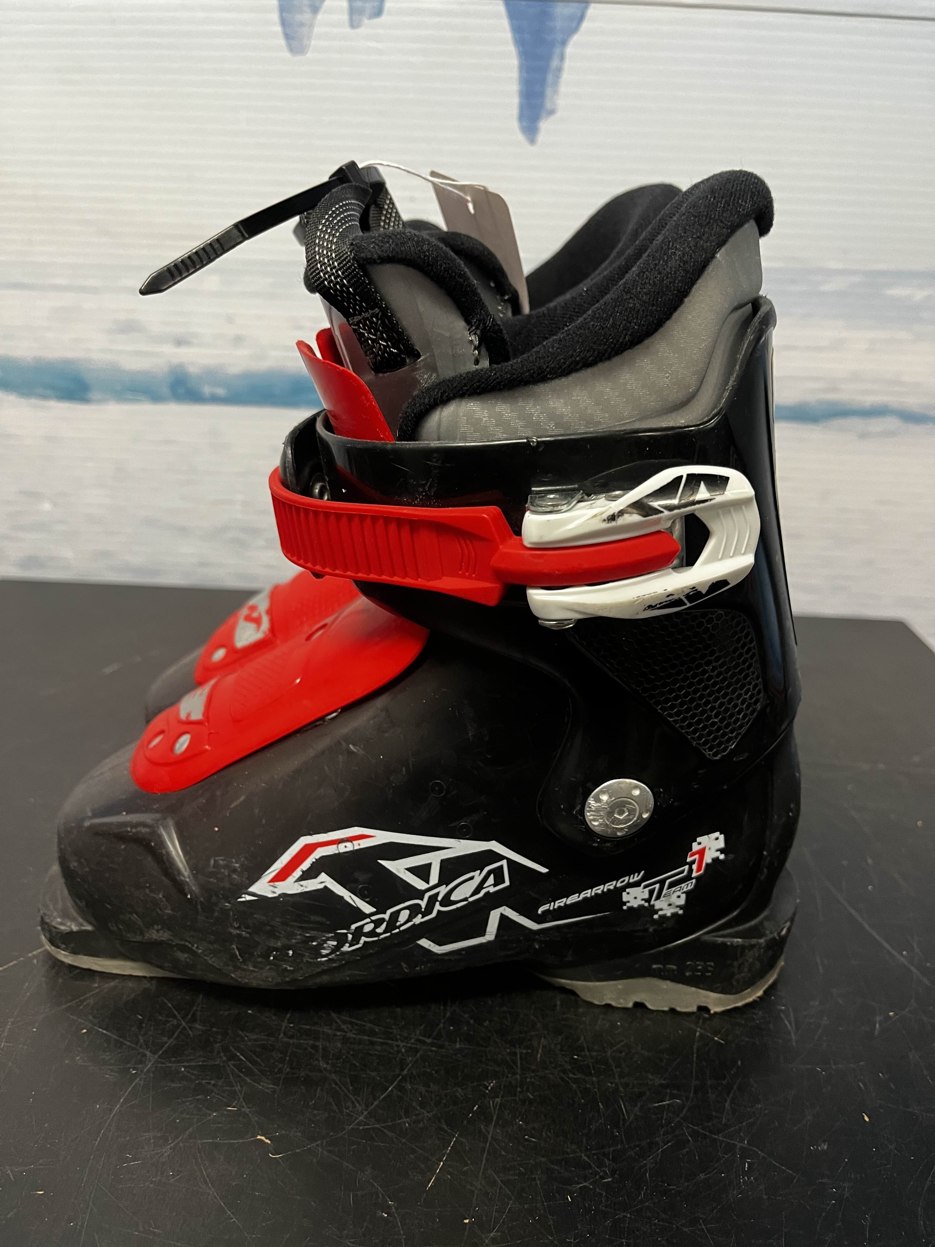 Used Nordica Kids Ski Boot 19.5MP